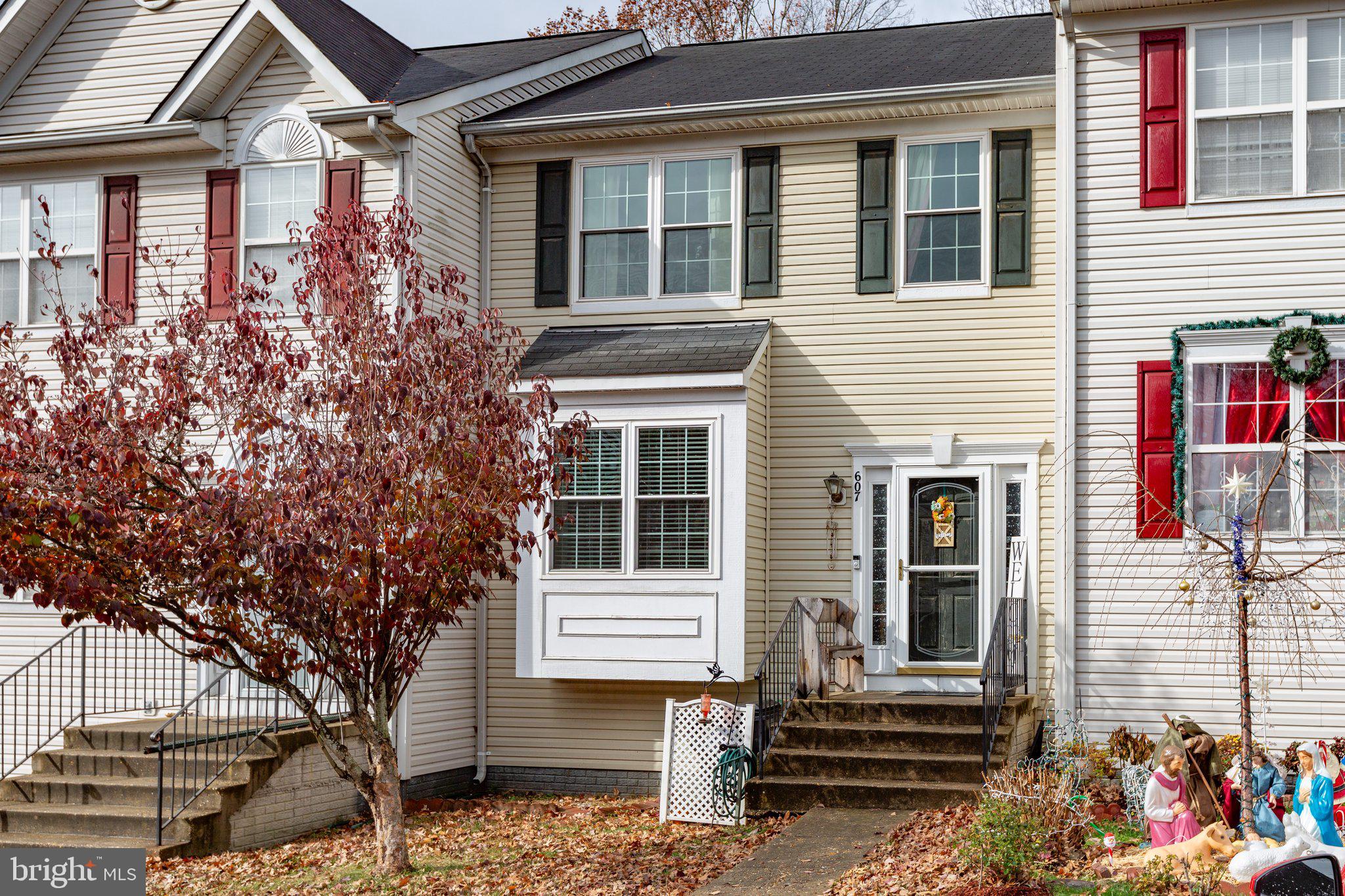 POTOMAC HILLS - Residential