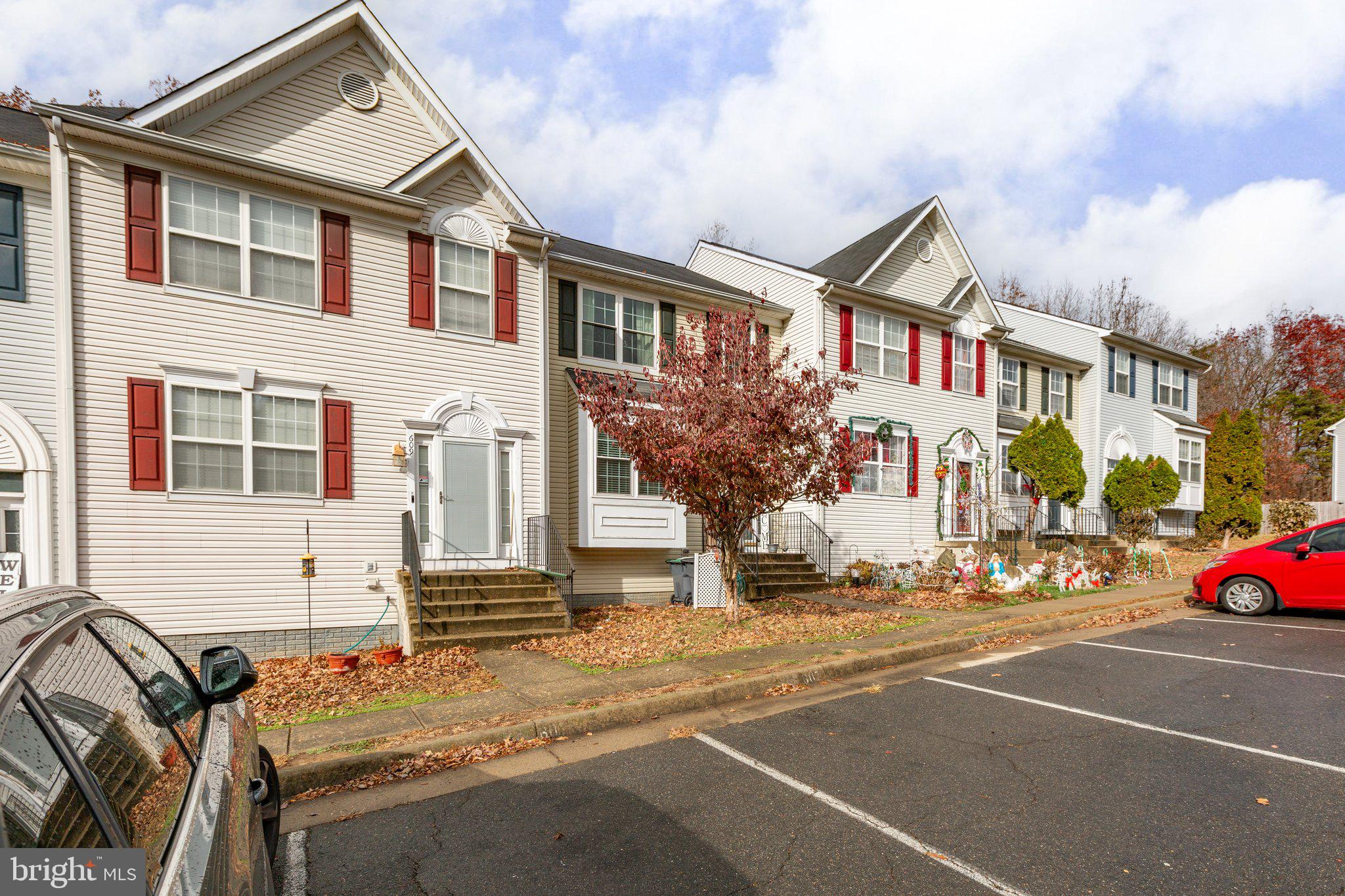 POTOMAC HILLS - Residential