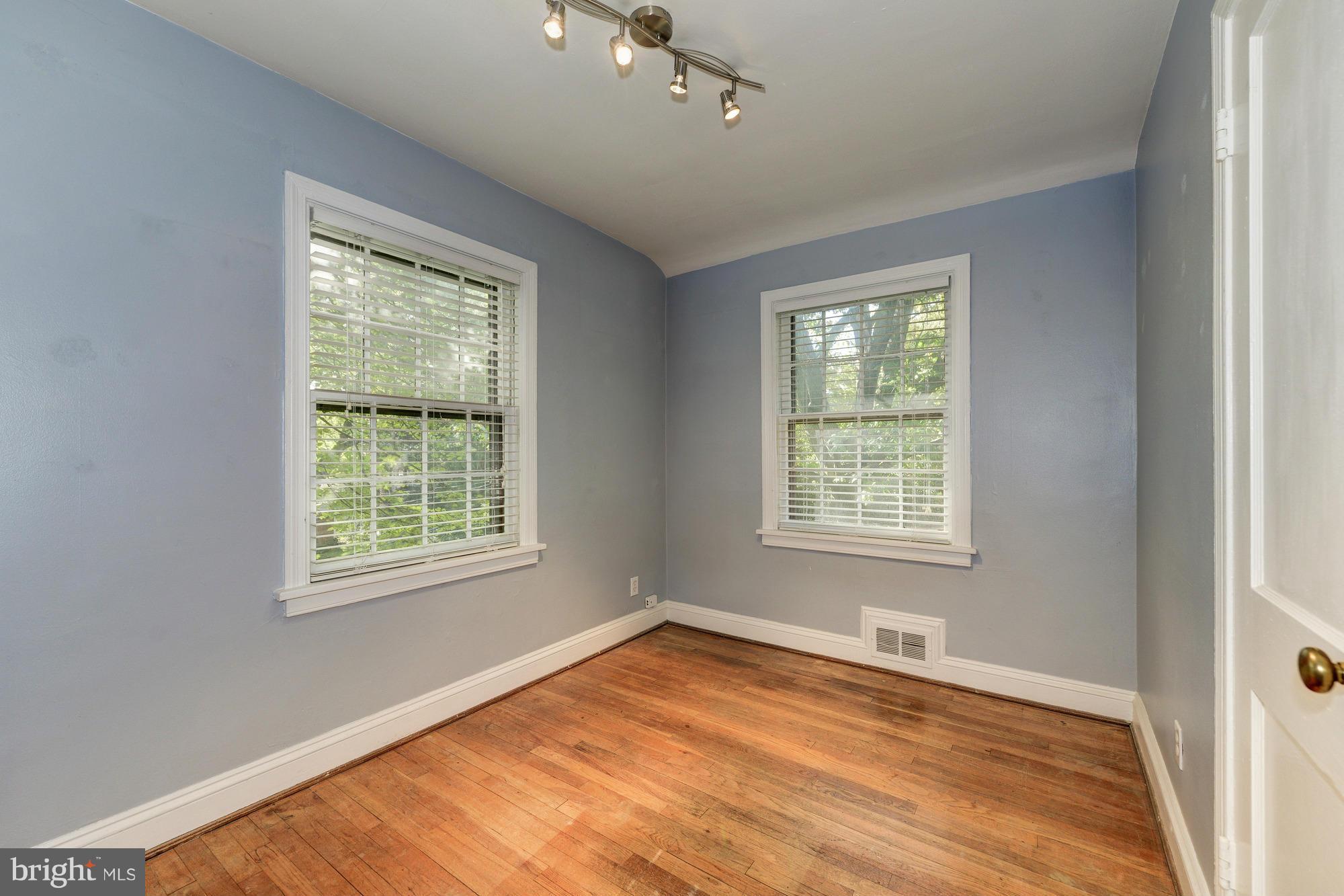 TIMBER BRANCH PARK - Residential