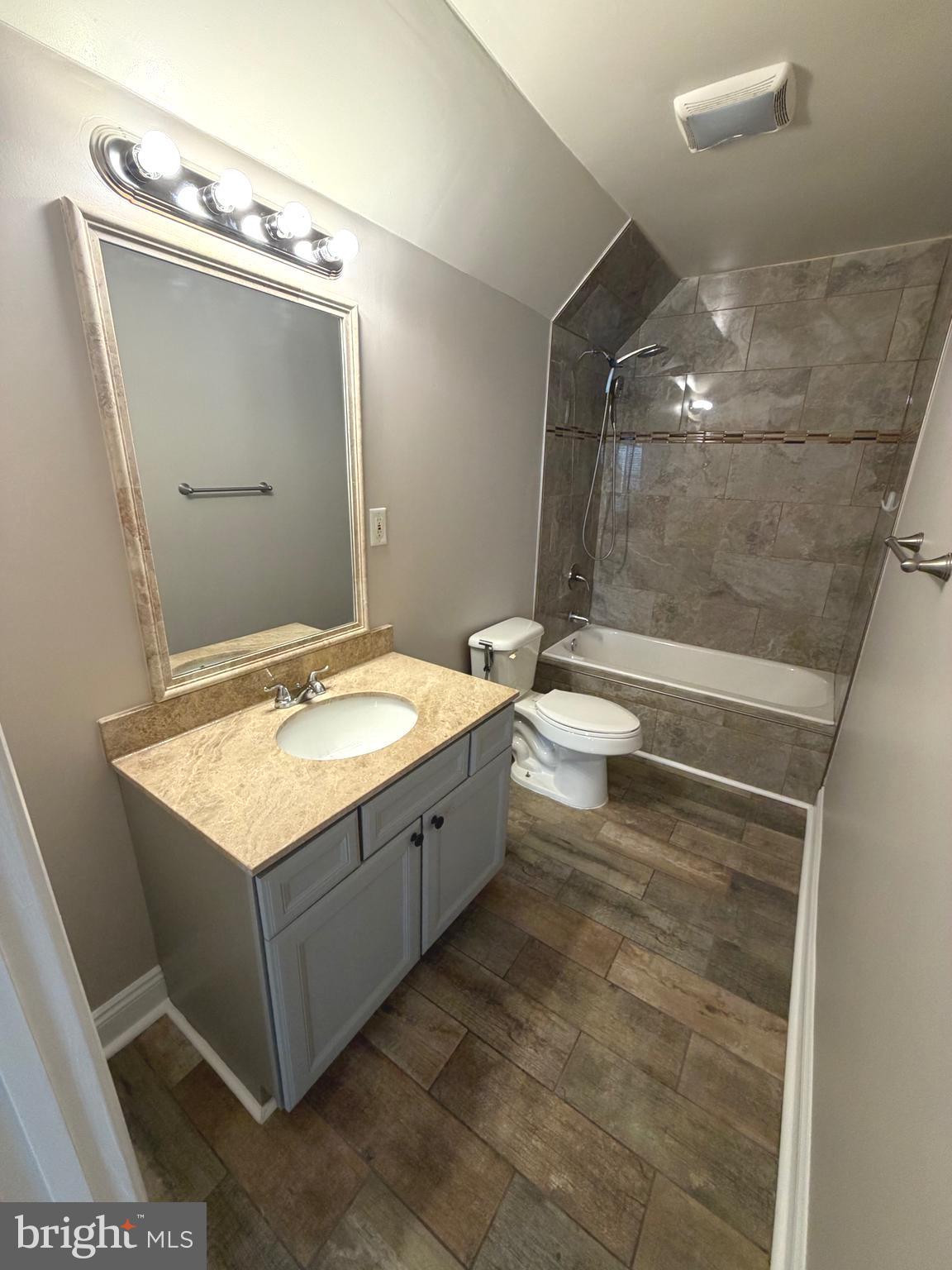 ADDISON HEIGHTS - Residential Lease