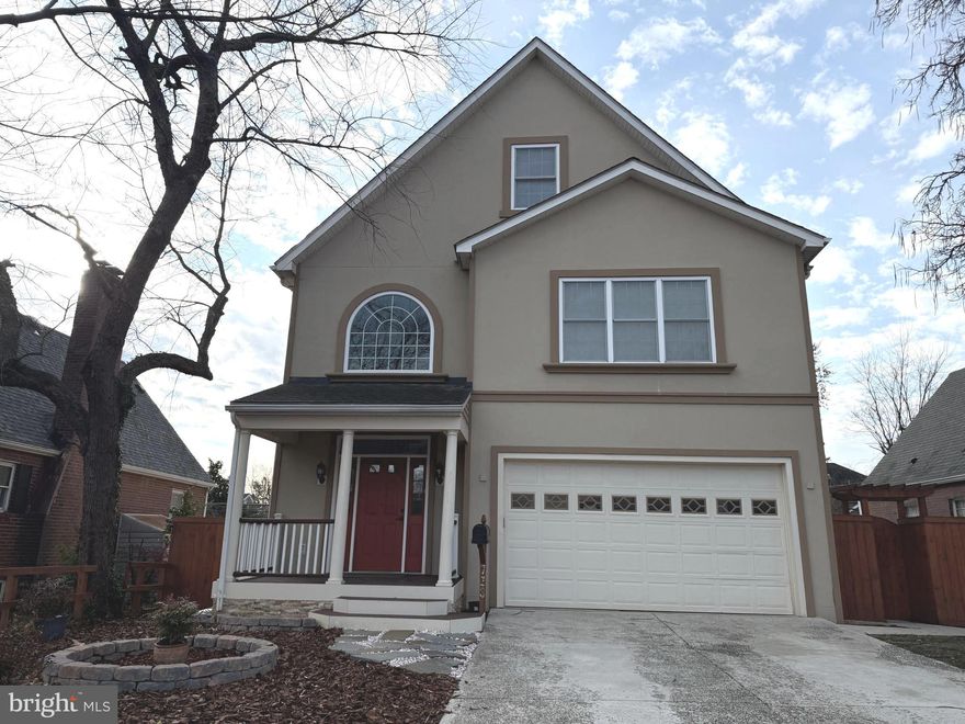 Amazing home in sought-after Addison Heights! Directly across from community tennis courts, library, soccer fields, and playground, and just blocks to Pentagon City Metro, Pentagon City Mall, restaurants, and shops. This home features an open-concept kitchen and den on the main level, an oversized two-car garage, and a full lower-level suite with its own kitchen and laundry—perfect for guests or an au pair.
Upper levels offer five large bedroom suites, each with a walk-in closet and a private full bathroom. Outdoor spaces include a large deck and a private, fully fenced backyard—ideal for relaxing or entertaining. Exceptional location with unbeatable walkability. A rare rental opportunity in one of Arlington’s premier neighborhoods