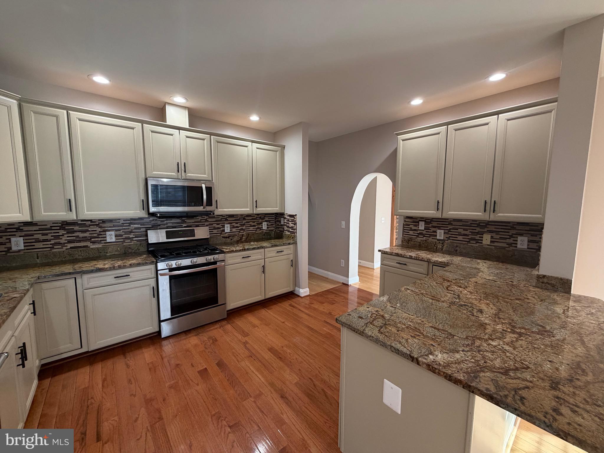 ADDISON HEIGHTS - Residential Lease