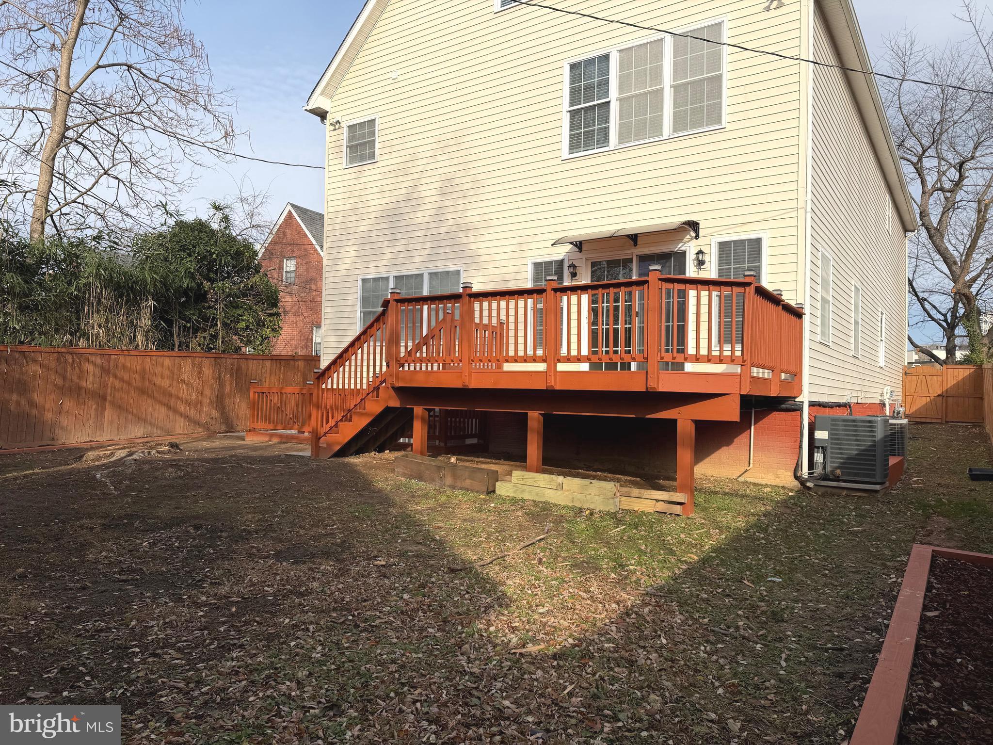 ADDISON HEIGHTS - Residential Lease