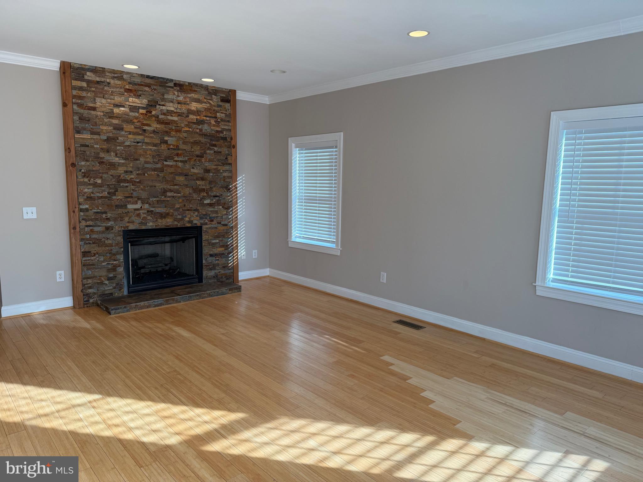 ADDISON HEIGHTS - Residential Lease