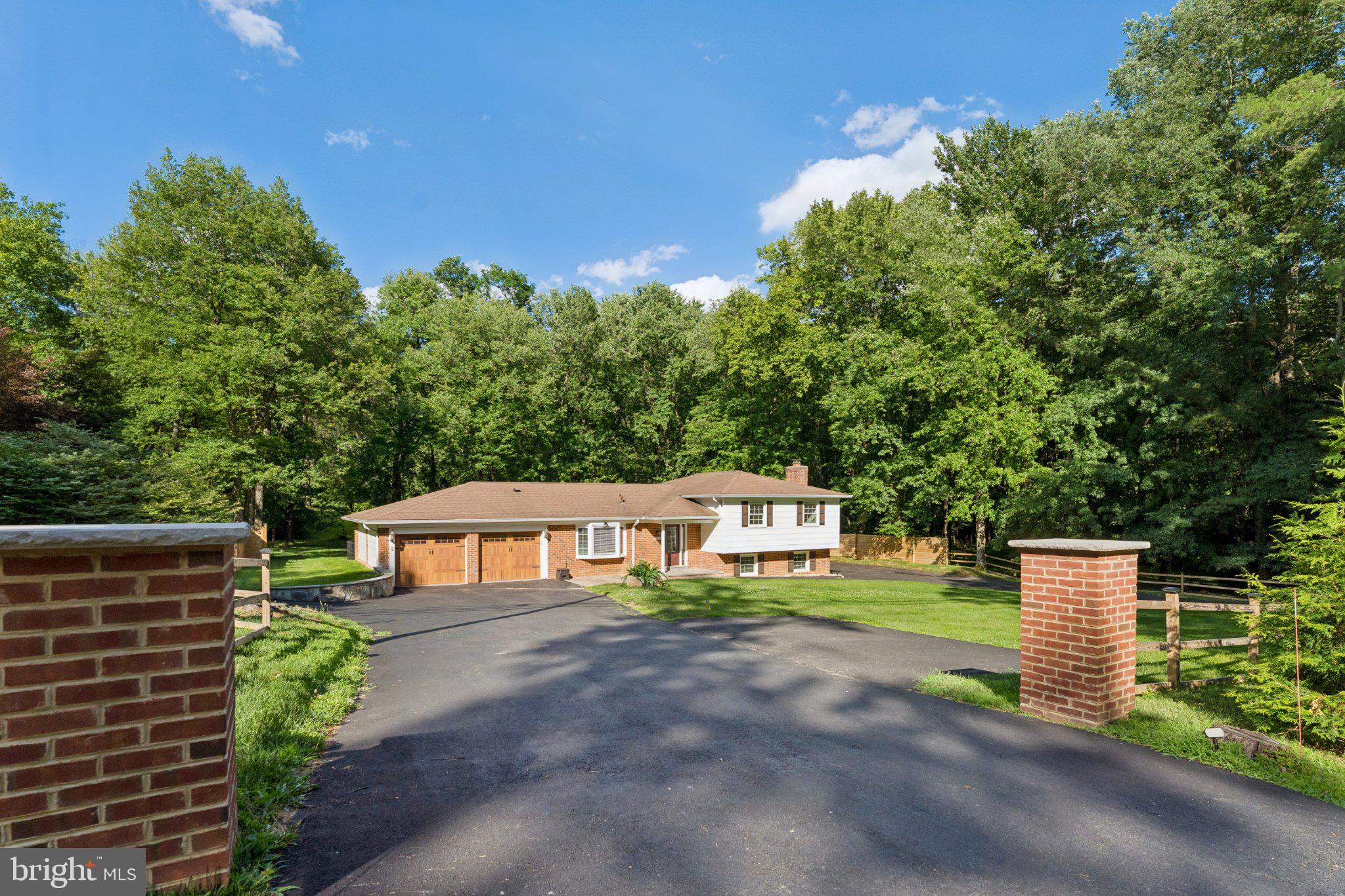 3219 FOX MILL ROAD