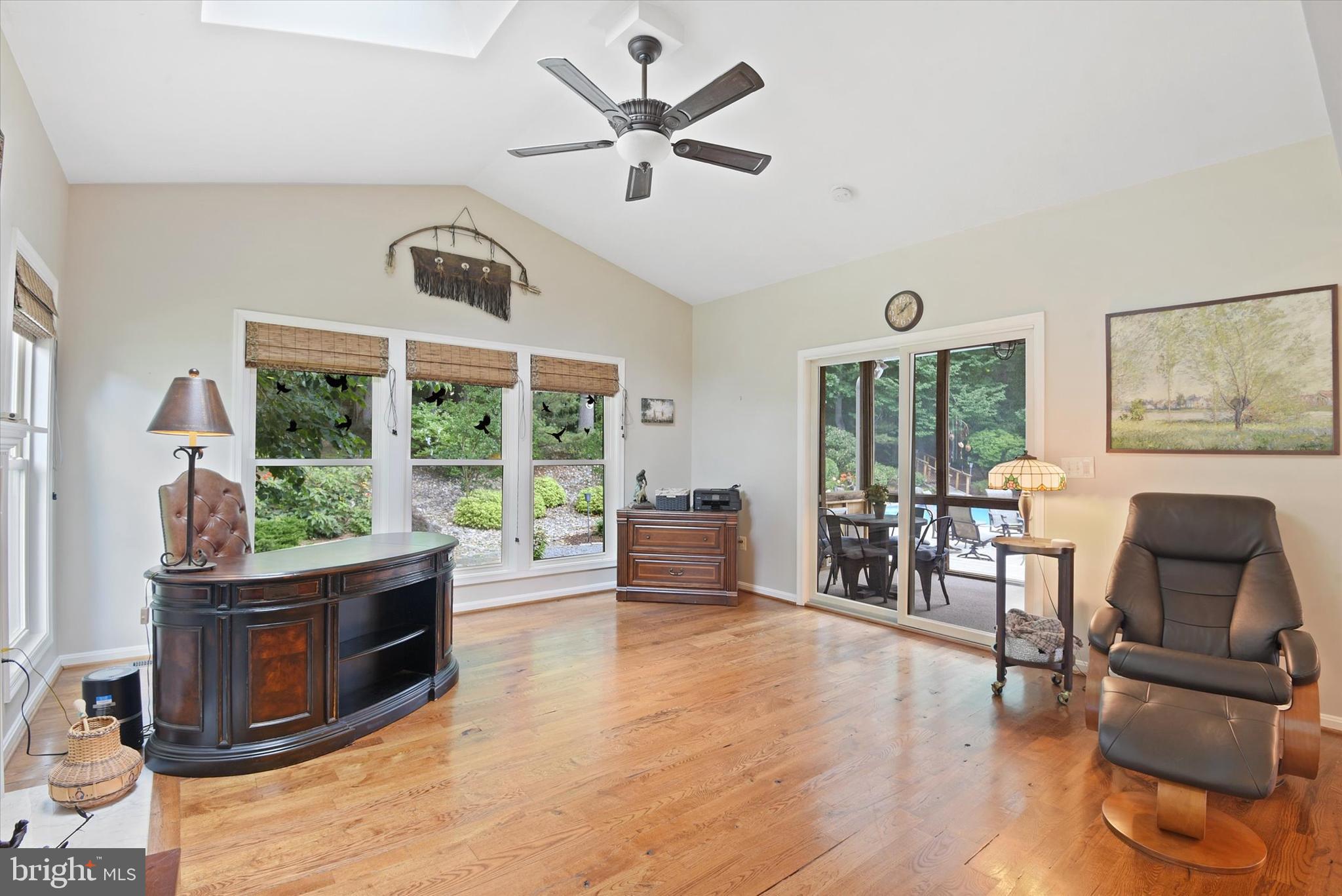 SHERLOCK HOLMES ESTATES - Residential