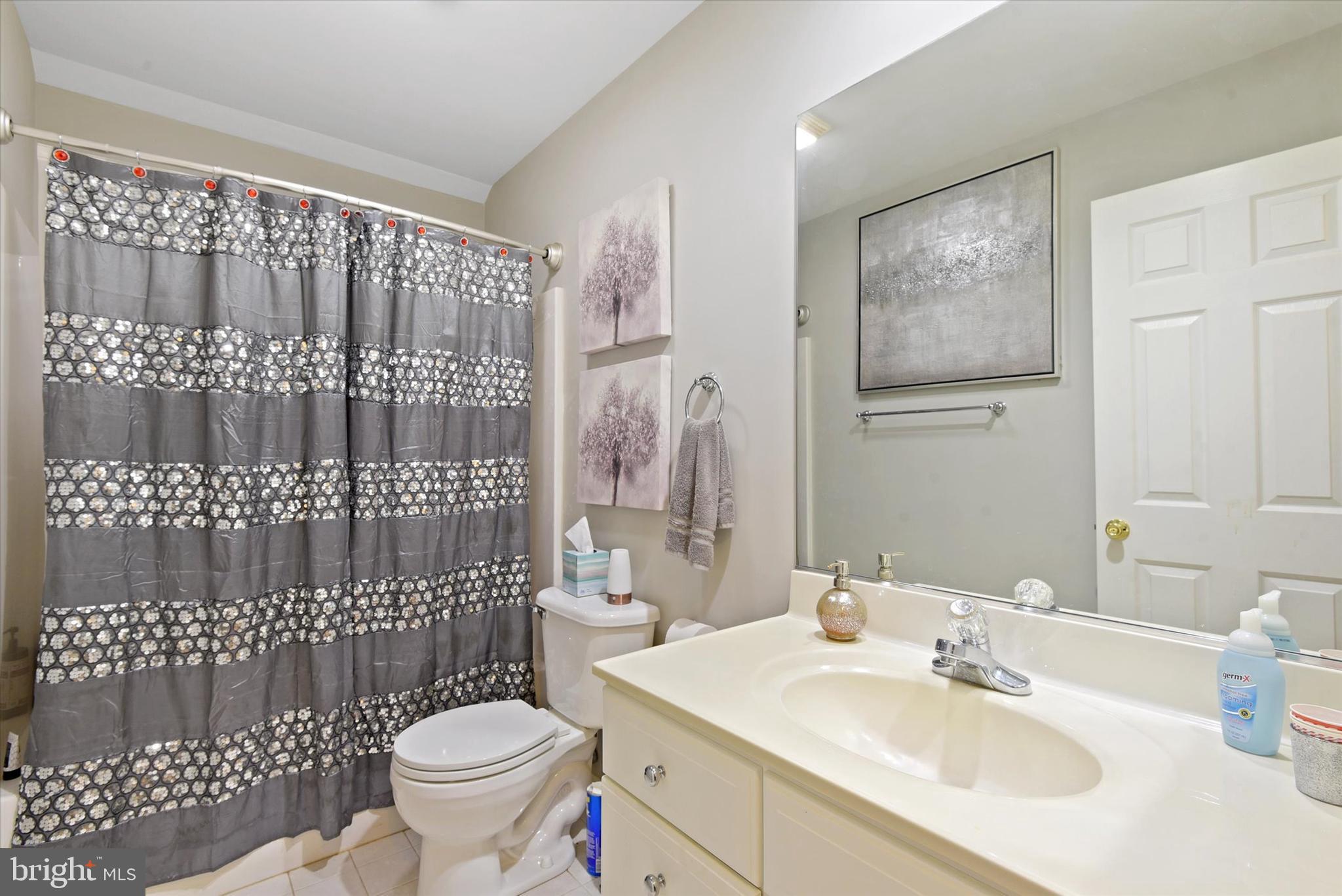 SHERLOCK HOLMES ESTATES - Residential