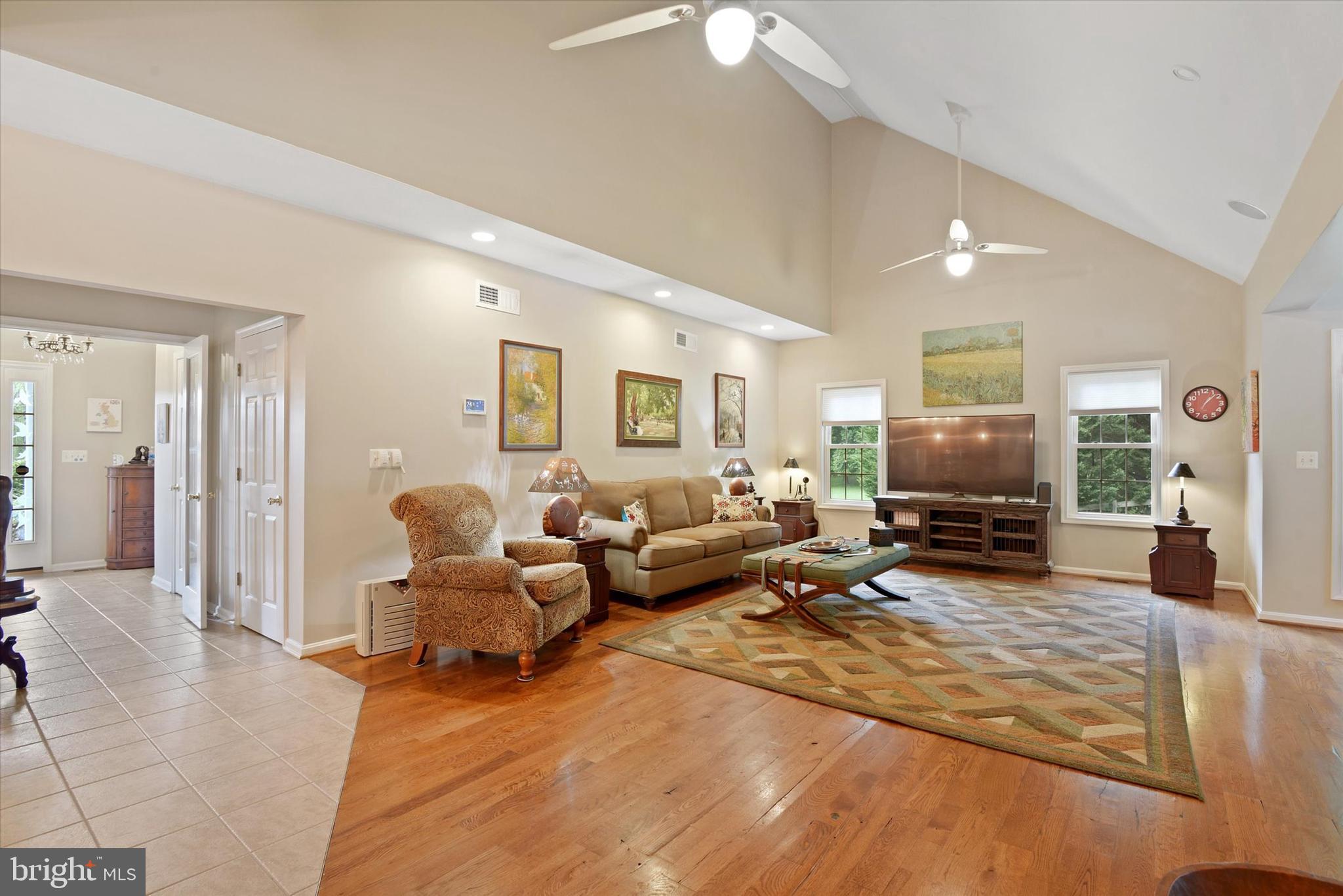 SHERLOCK HOLMES ESTATES - Residential