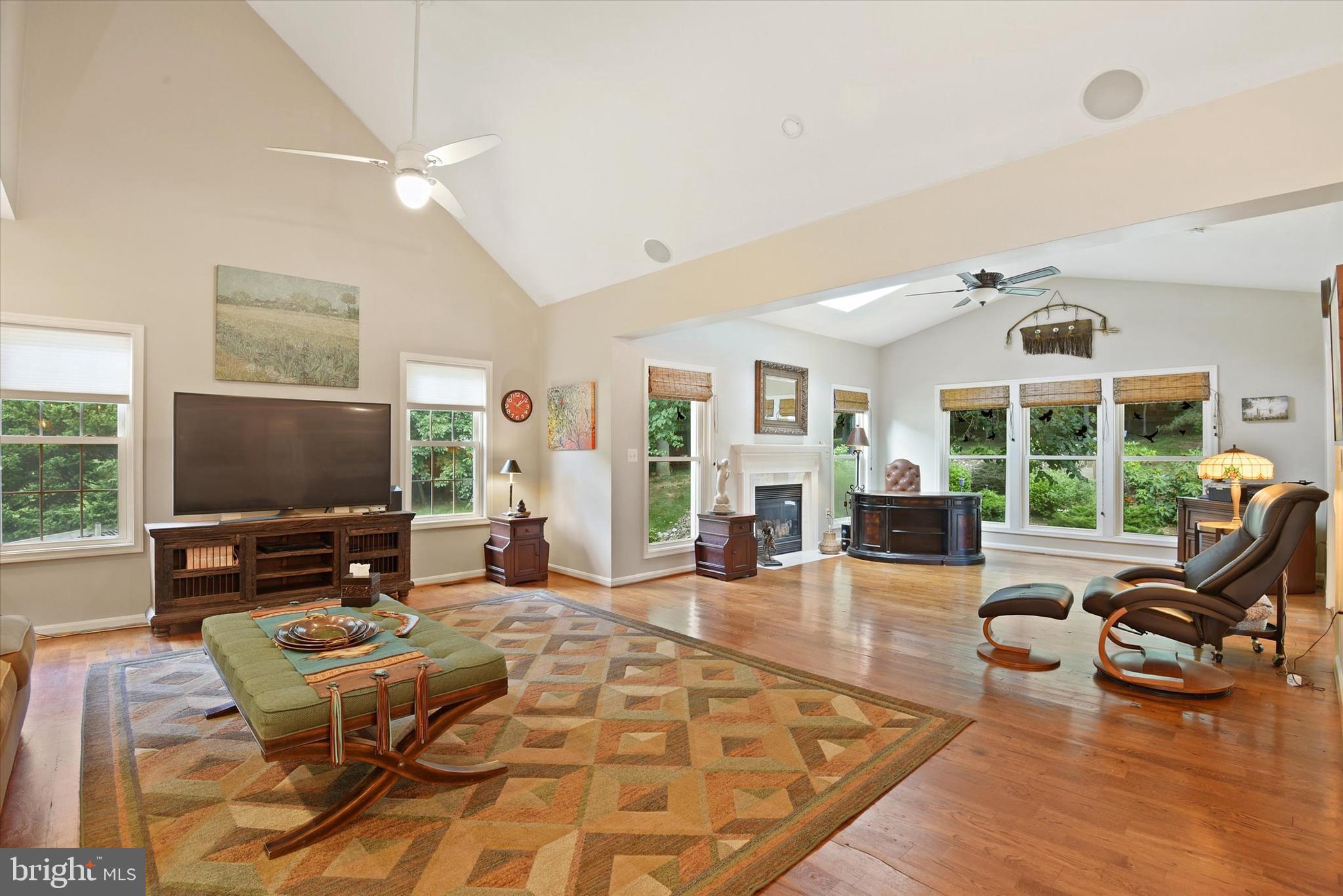 SHERLOCK HOLMES ESTATES - Residential