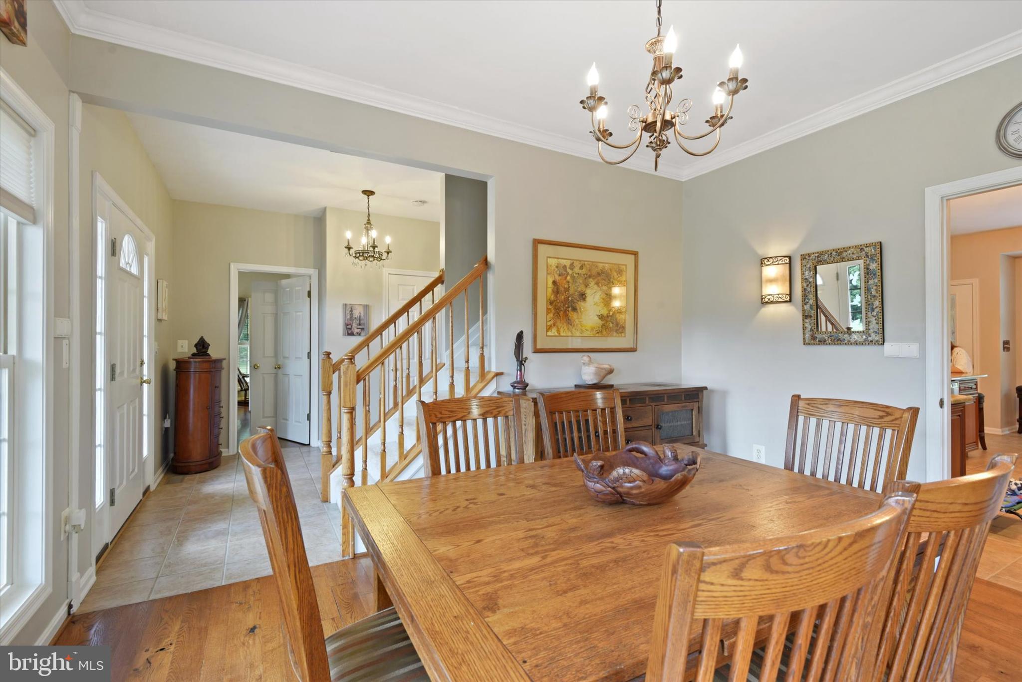 SHERLOCK HOLMES ESTATES - Residential