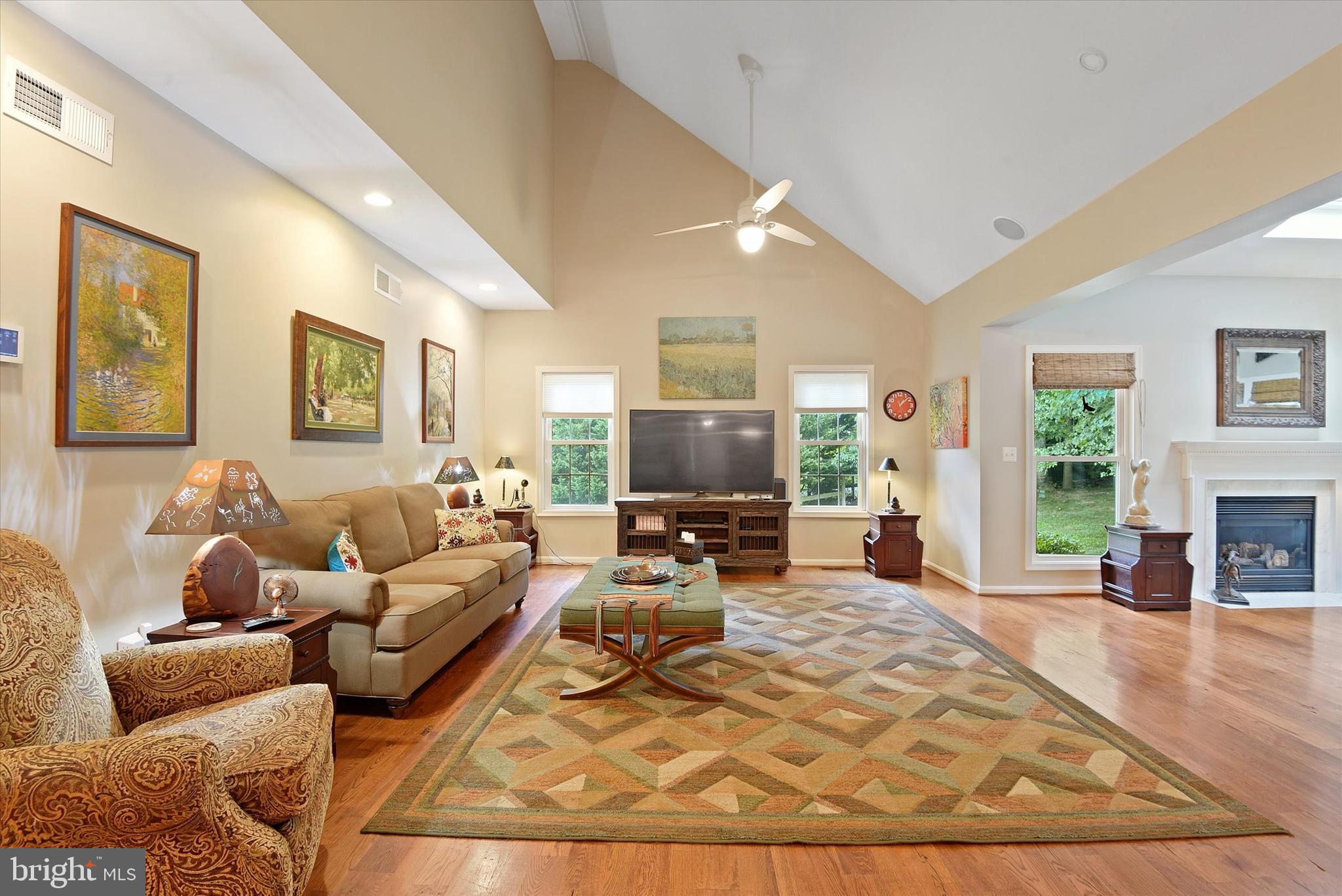 SHERLOCK HOLMES ESTATES - Residential