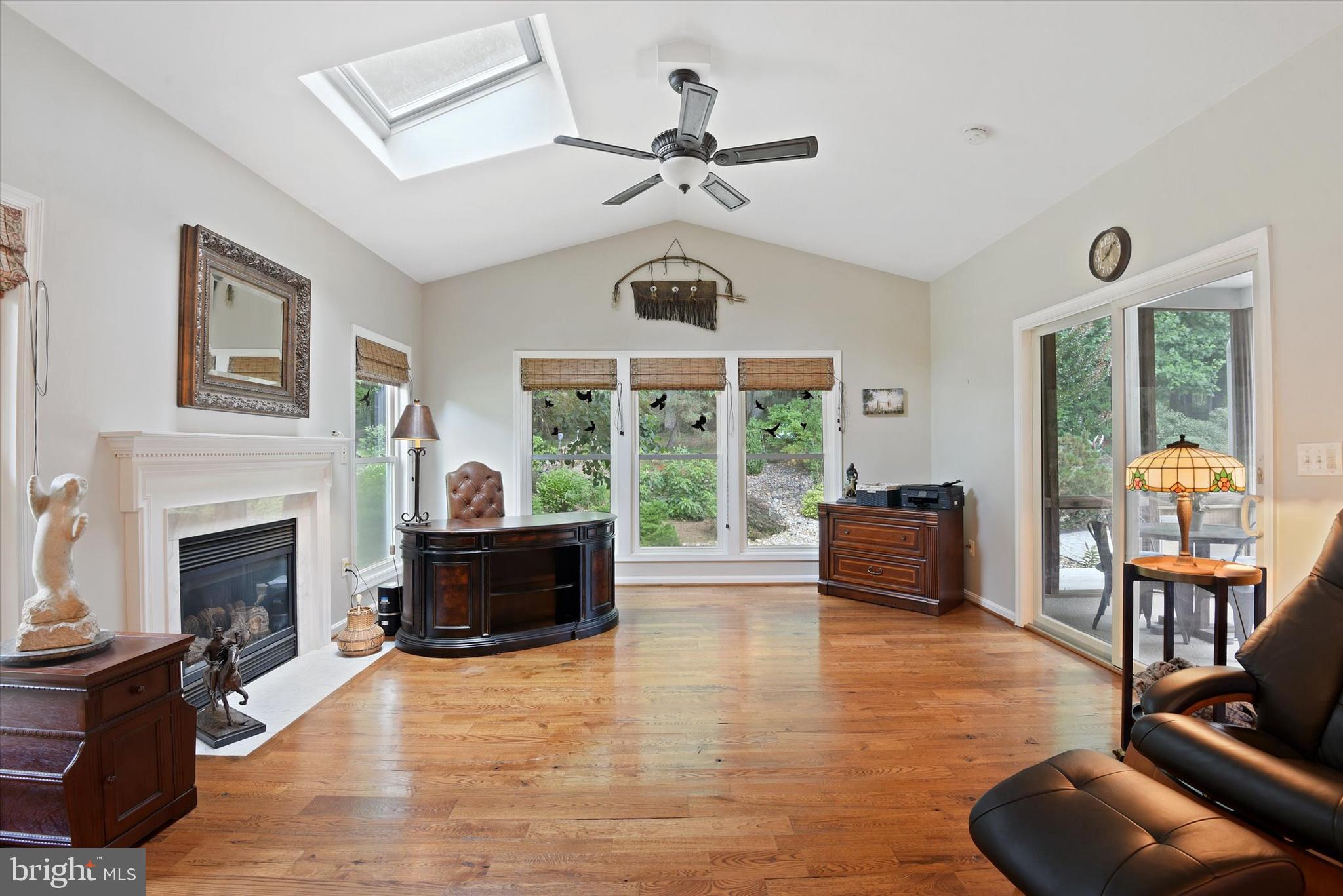 SHERLOCK HOLMES ESTATES - Residential