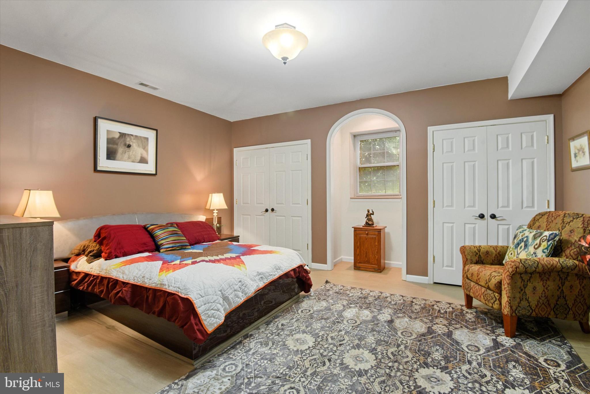 SHERLOCK HOLMES ESTATES - Residential