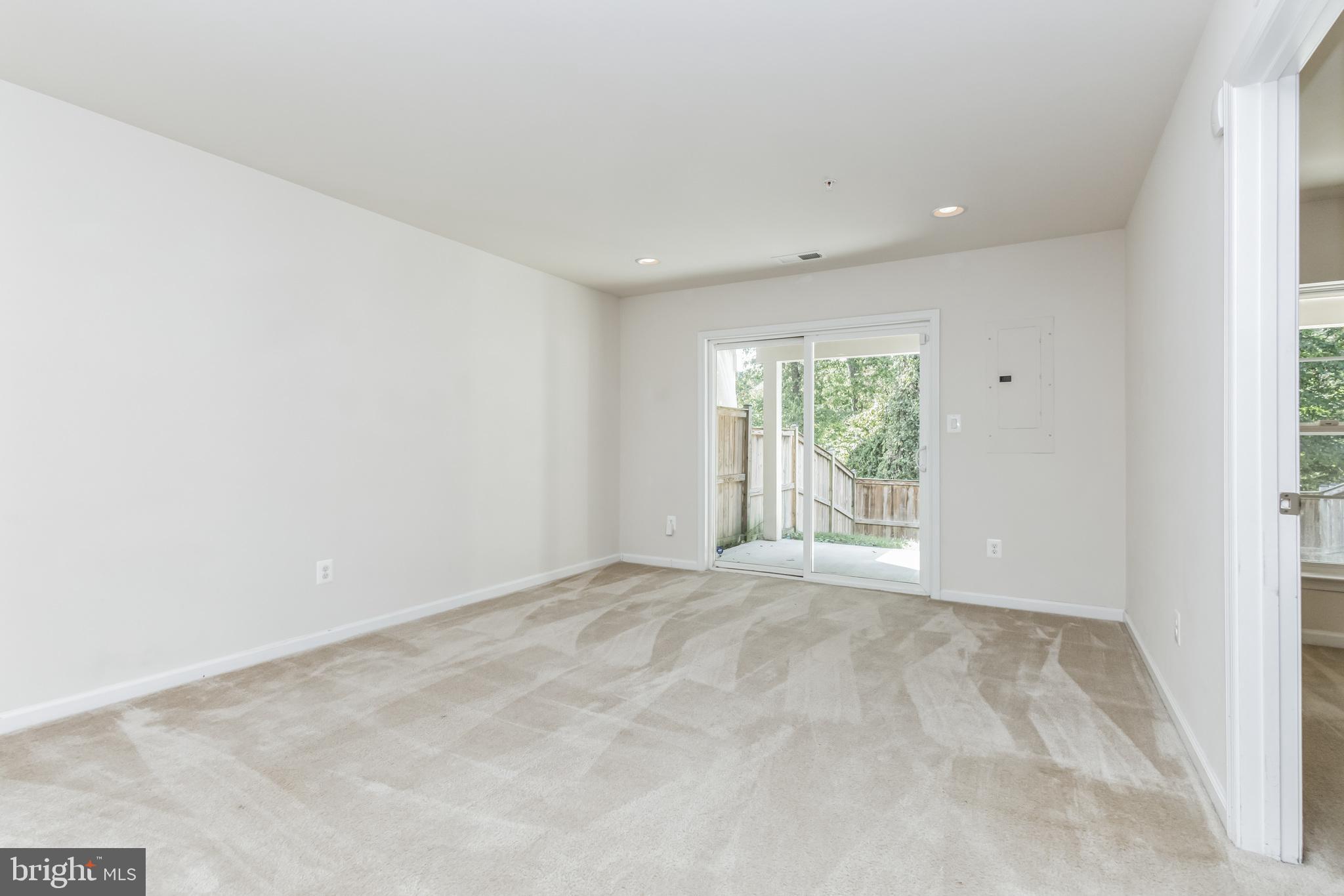 TALLYN RIDGE - Residential