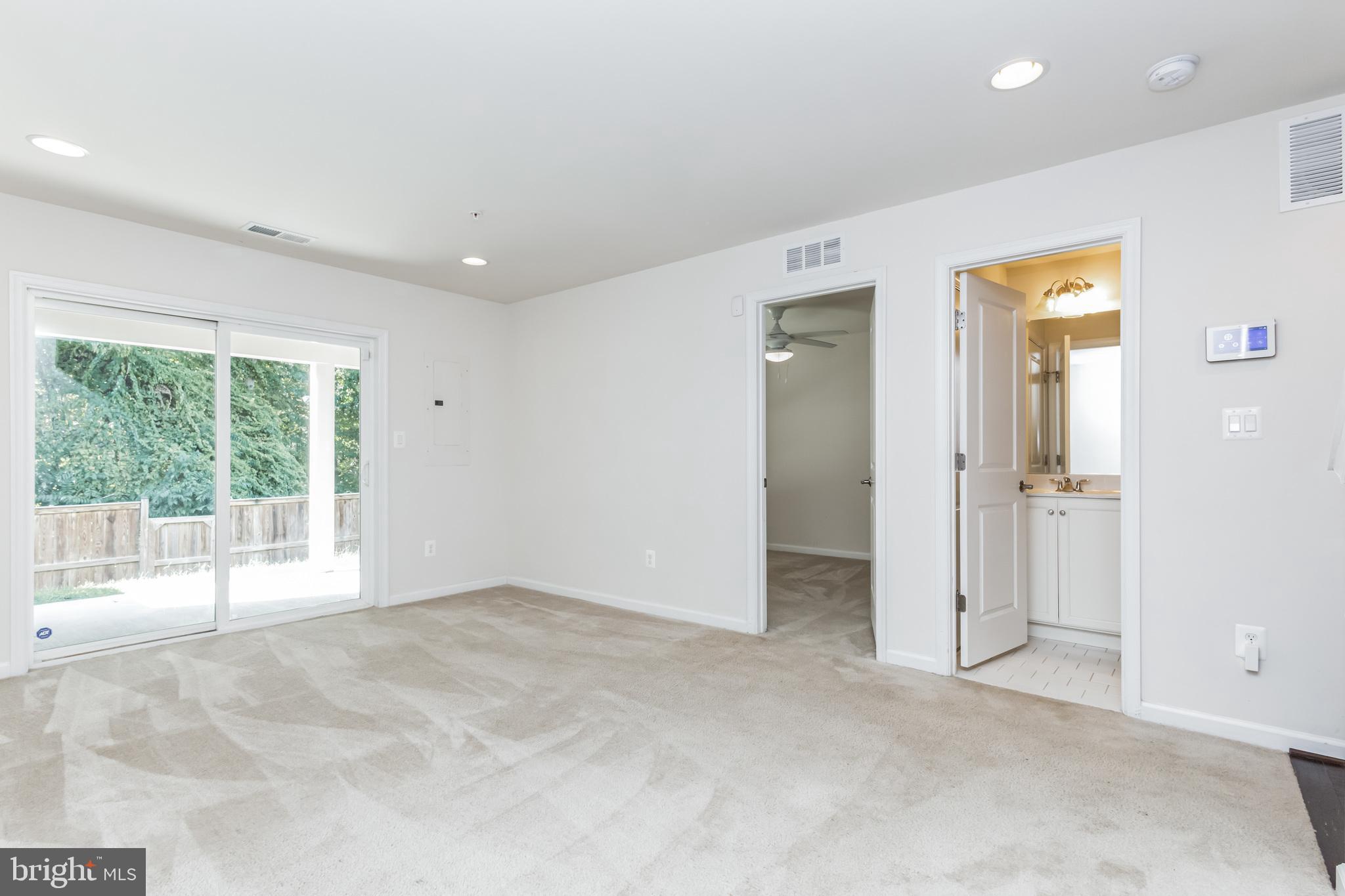 TALLYN RIDGE - Residential