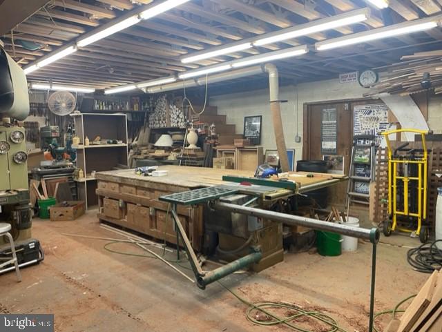 DAVIDSONVILLE - Residential