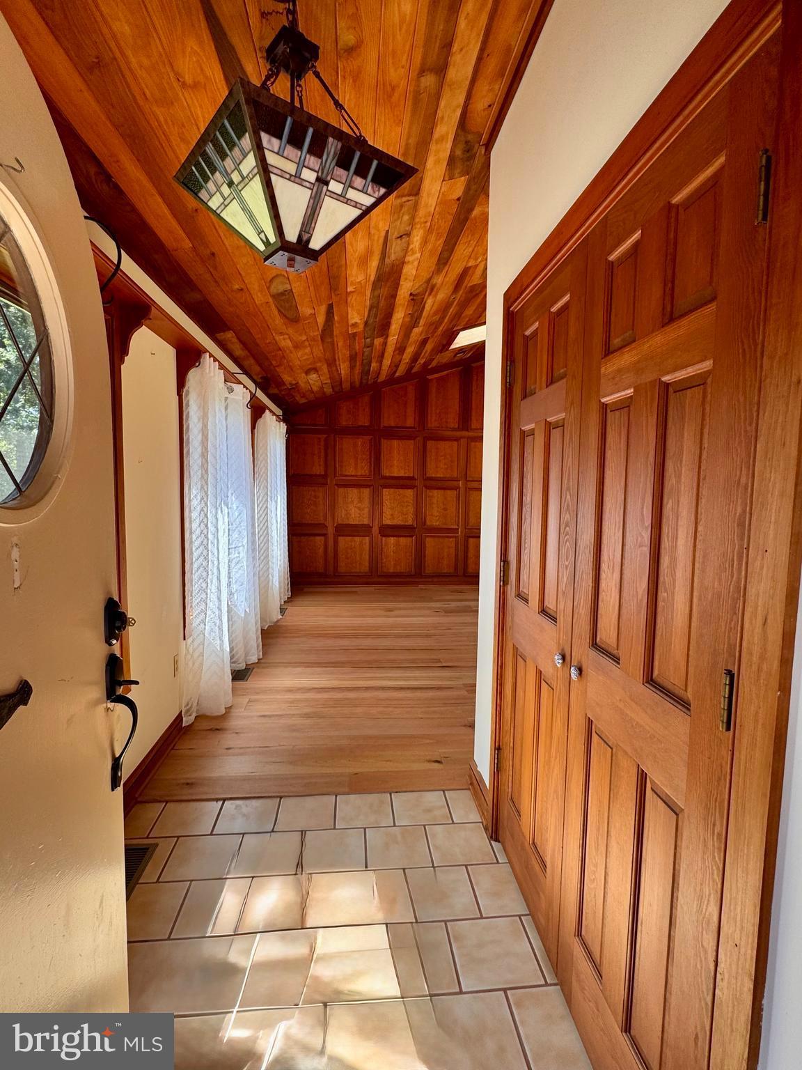 DAVIDSONVILLE - Residential