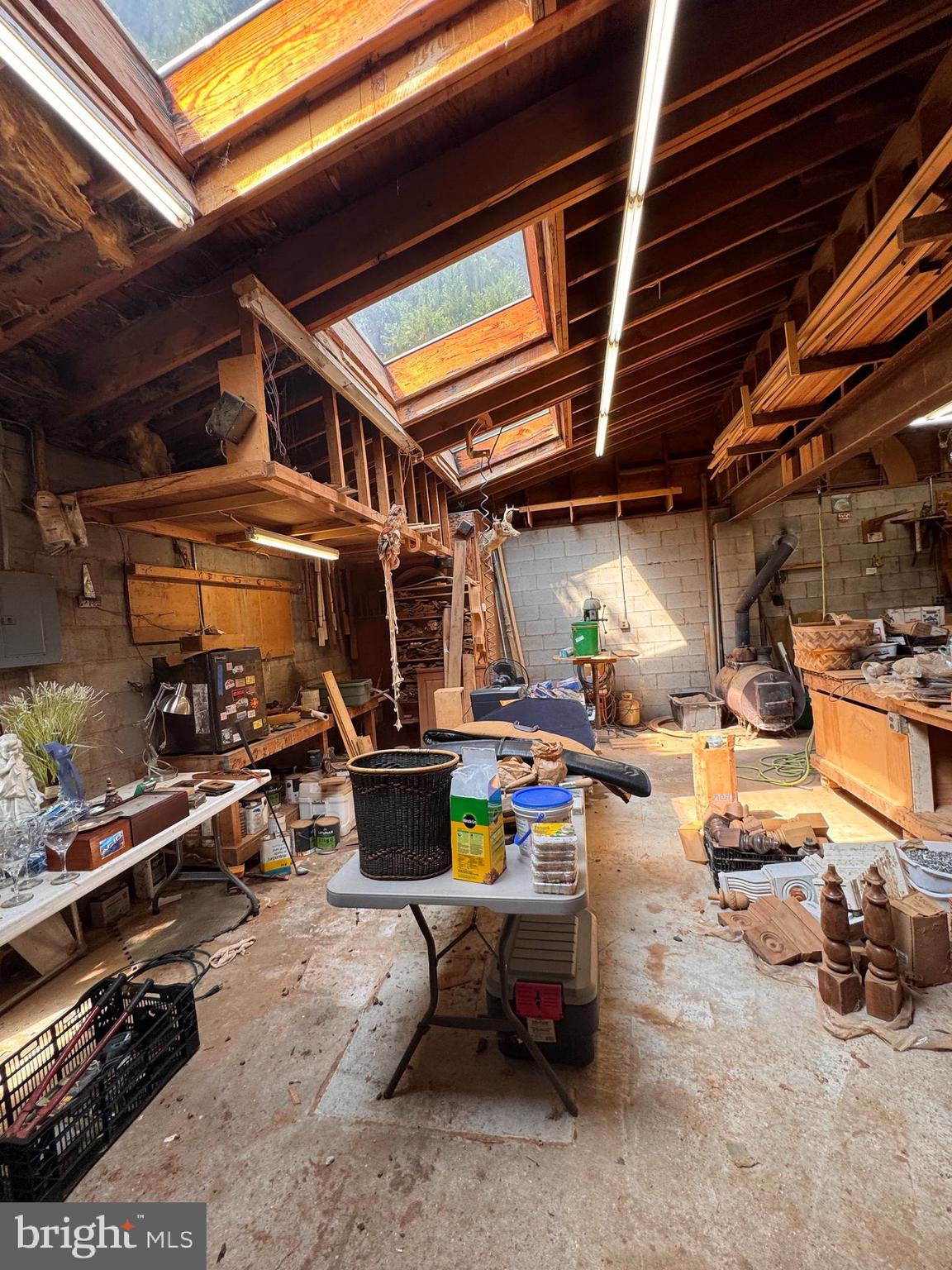 DAVIDSONVILLE - Residential