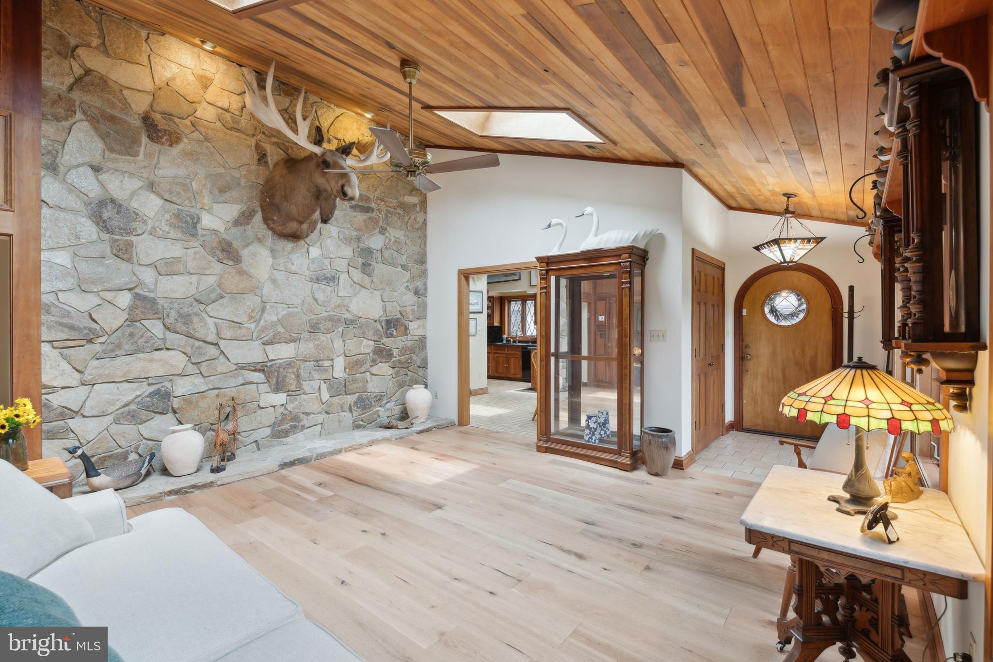 DAVIDSONVILLE - Residential