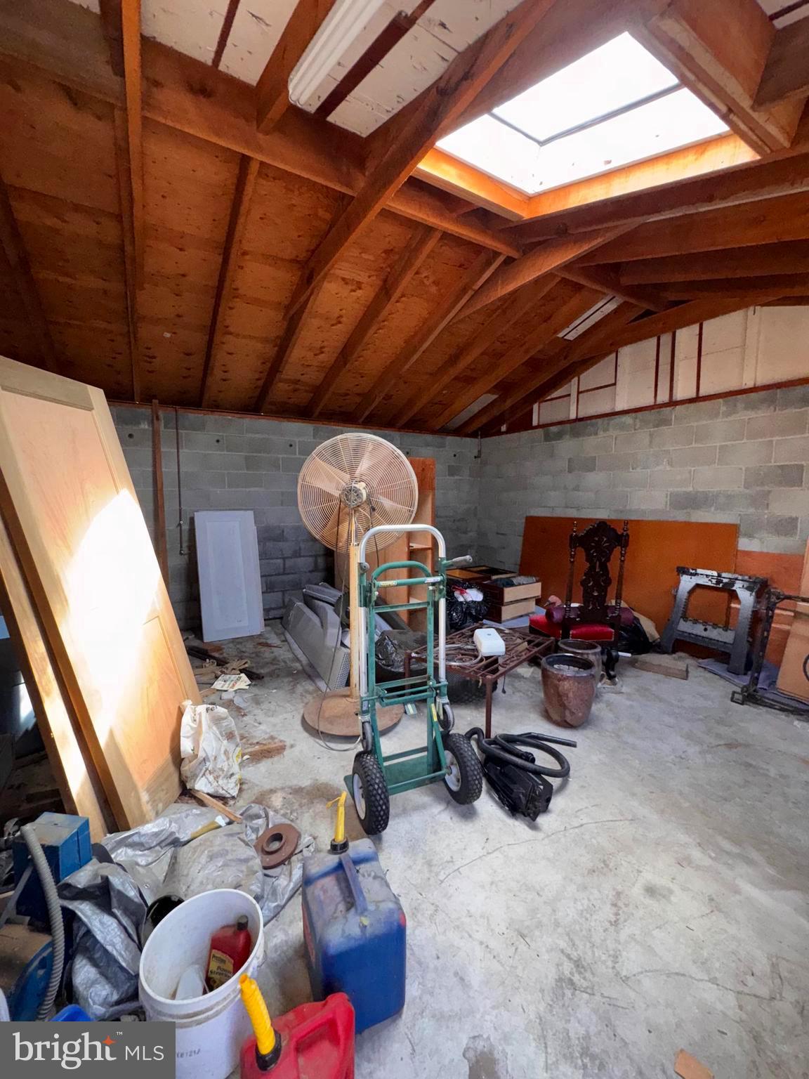 DAVIDSONVILLE - Residential