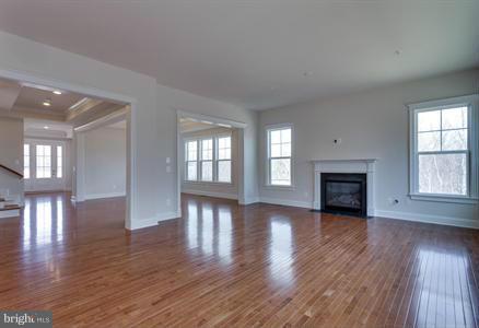 POTOMAC SHORES - Residential