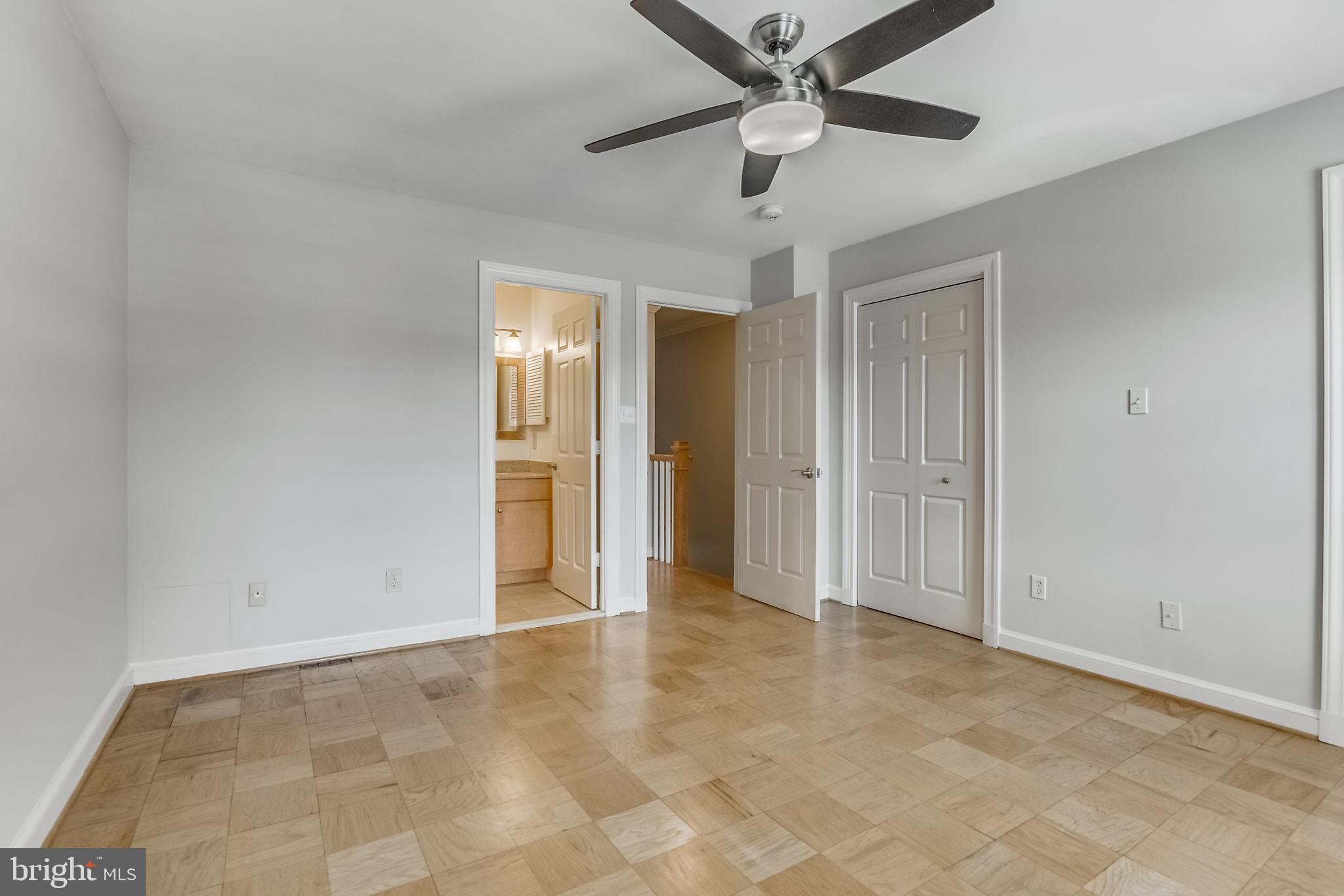 TOBACCO QUAY - Residential Lease