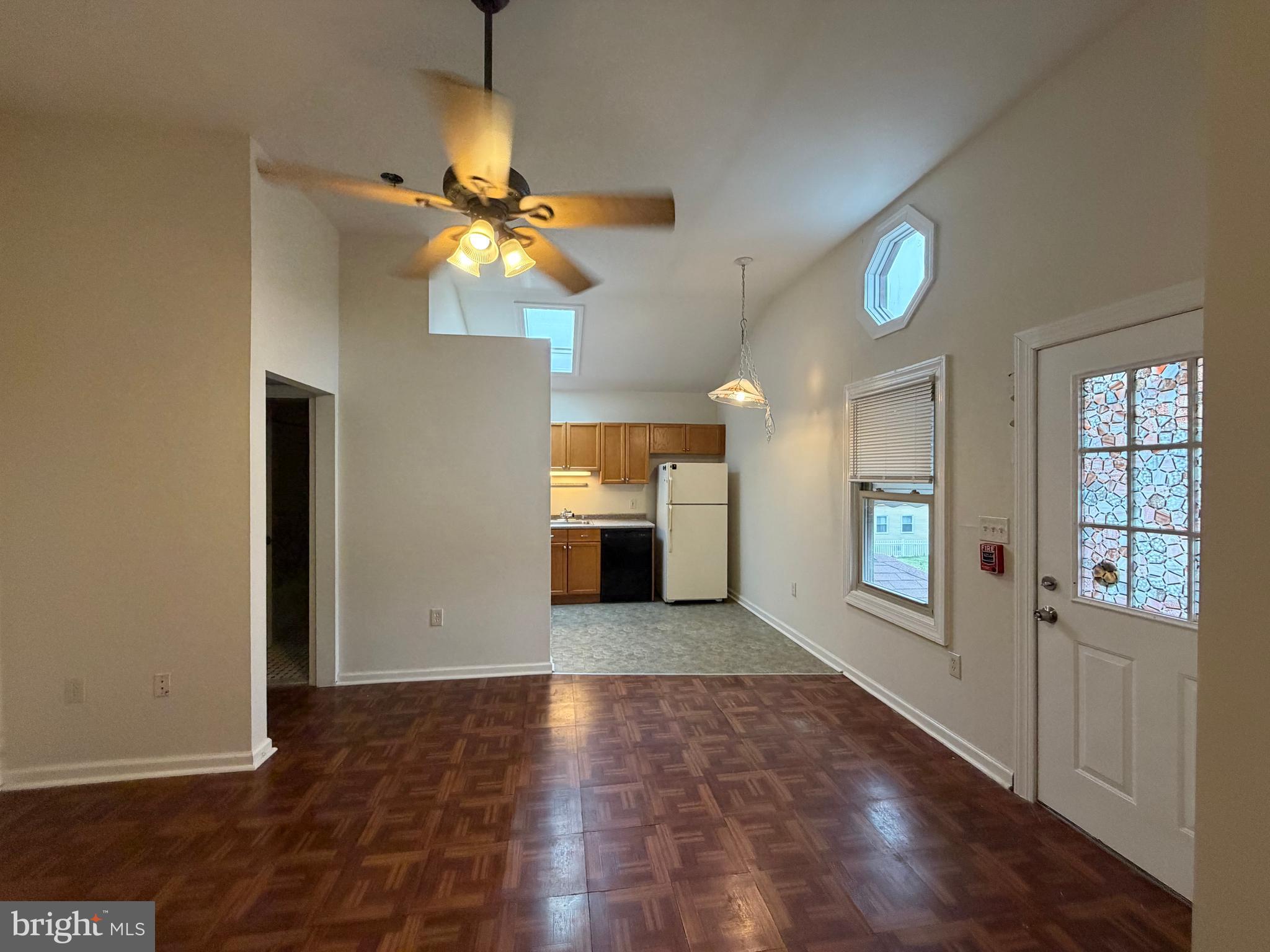 MEDIA - Residential Lease