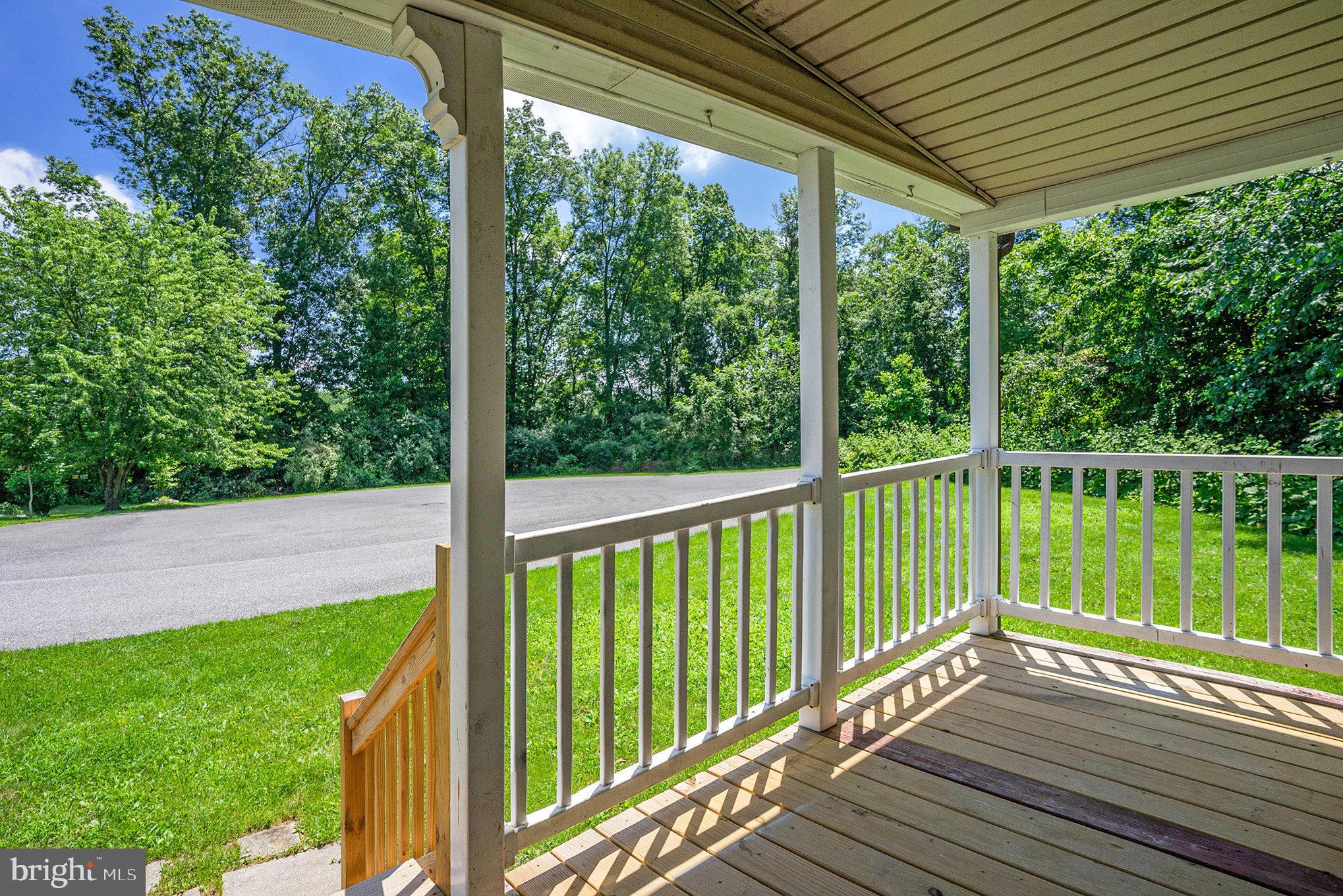 416 ARROWHEAD COURT