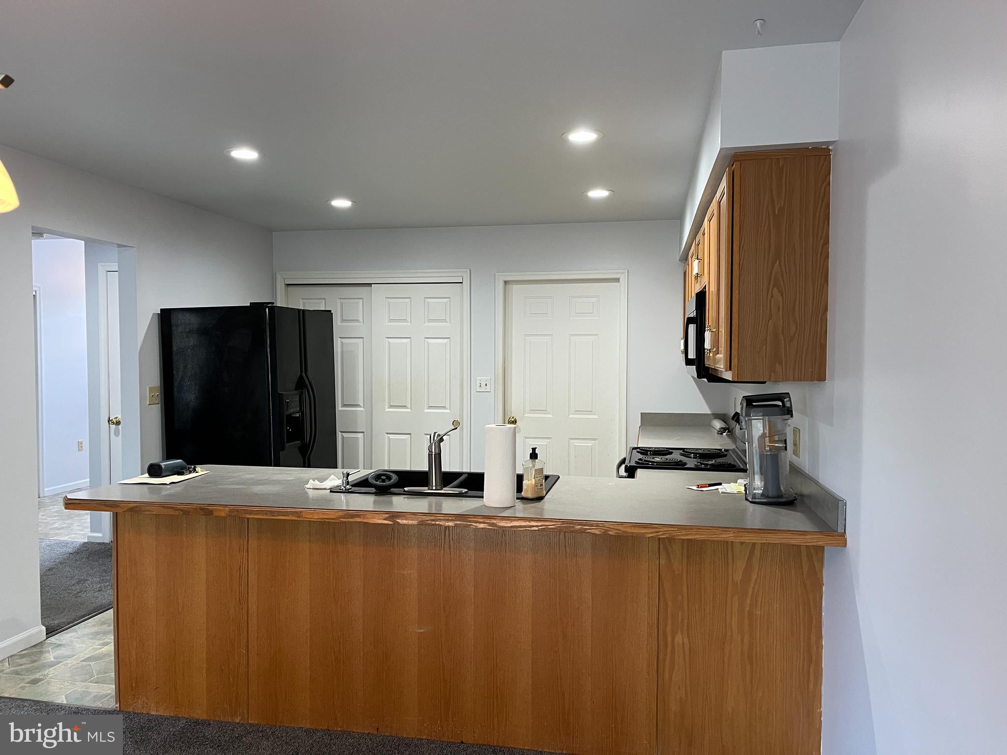 2635 MIDDLE WAY