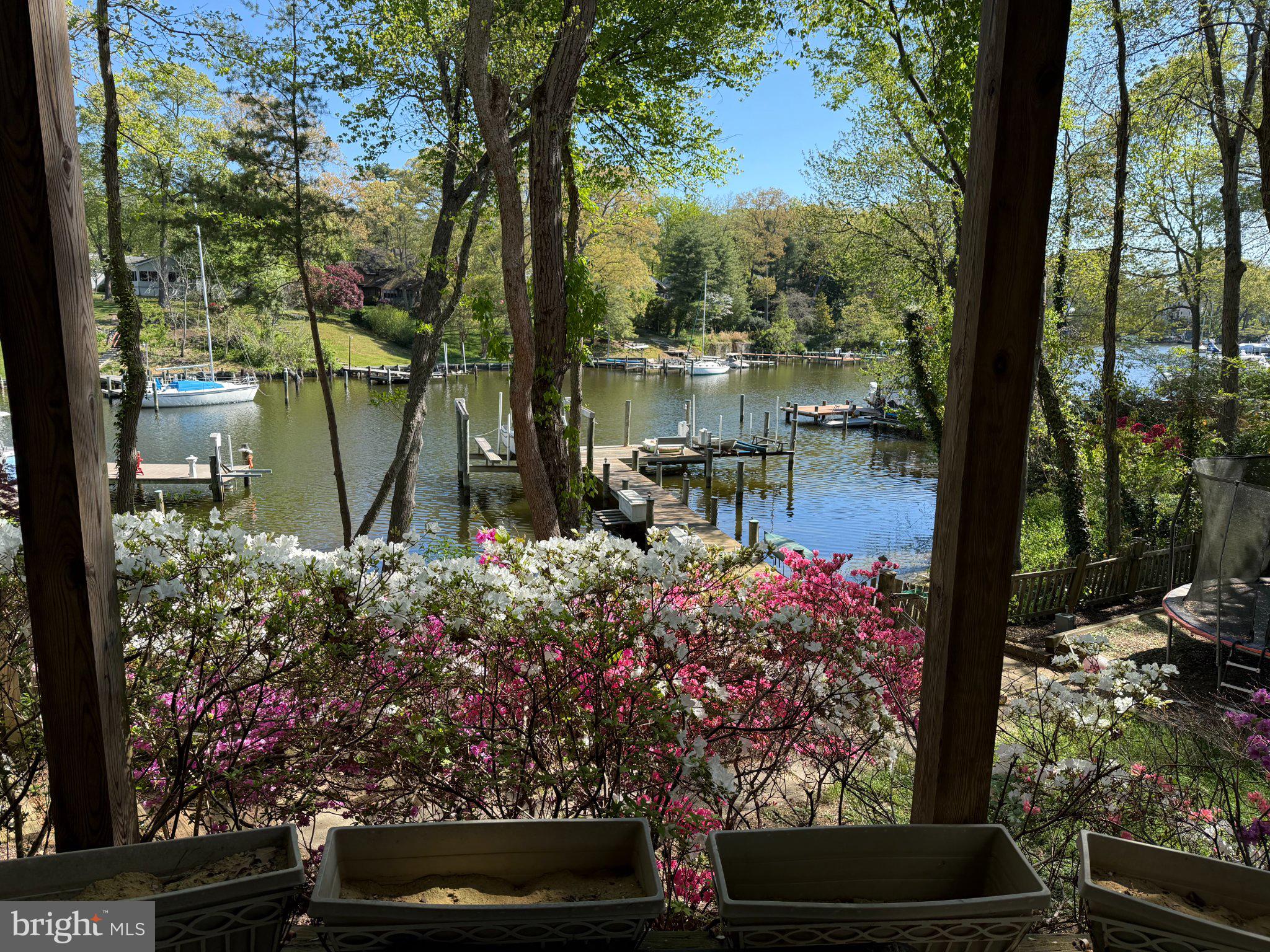 STEWARTS LANDING - Residential