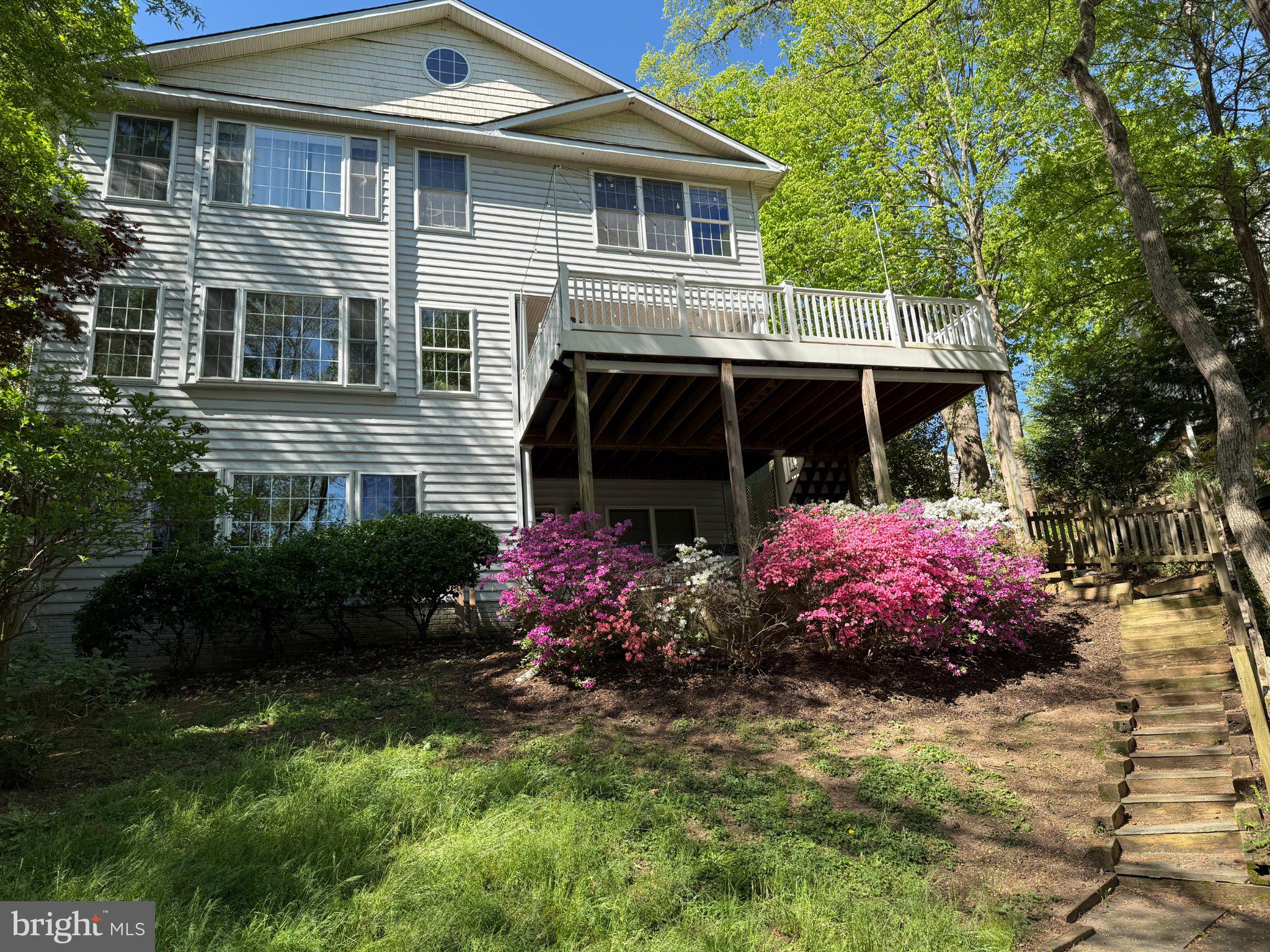STEWARTS LANDING - Residential