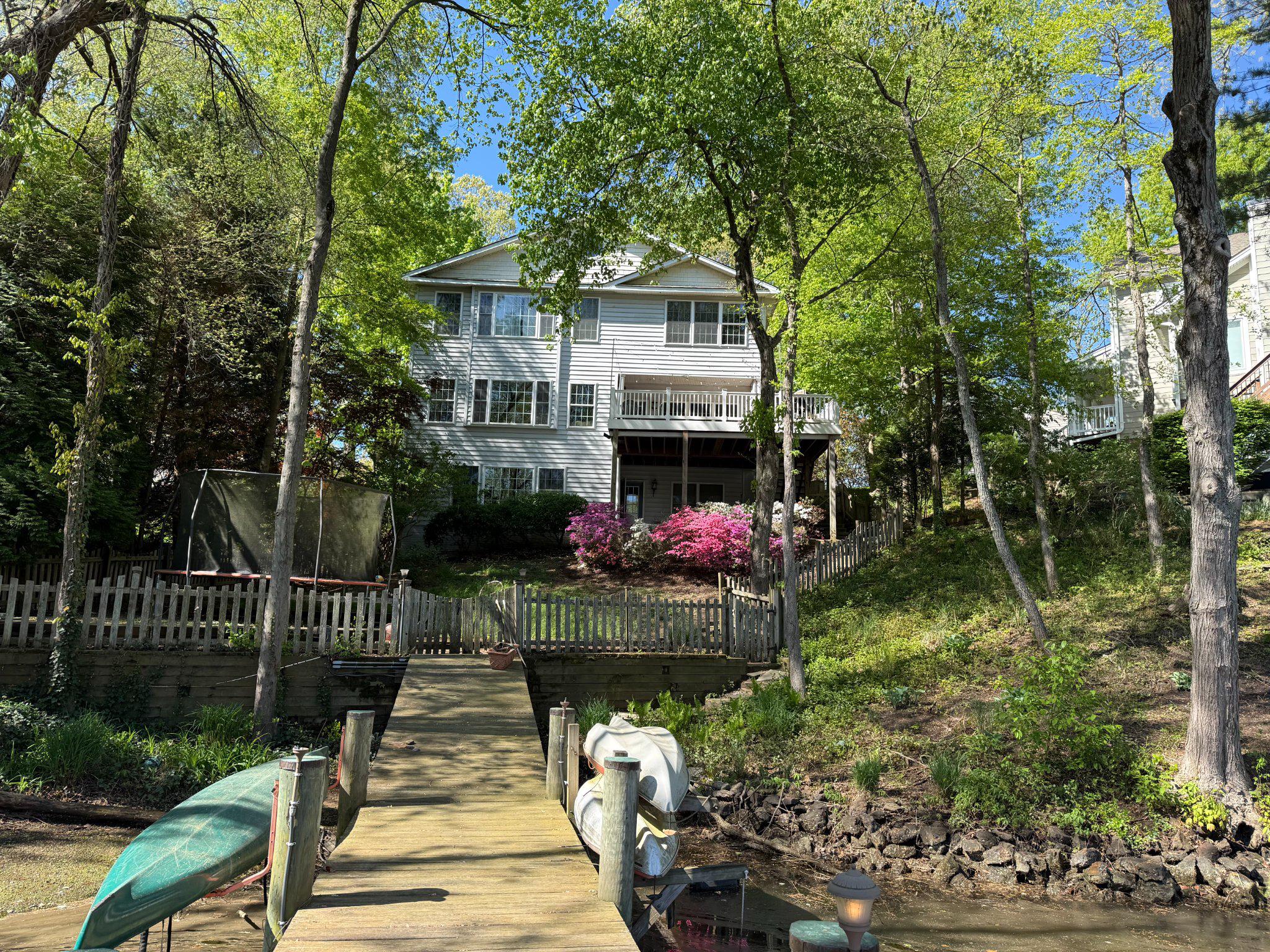 STEWARTS LANDING - Residential