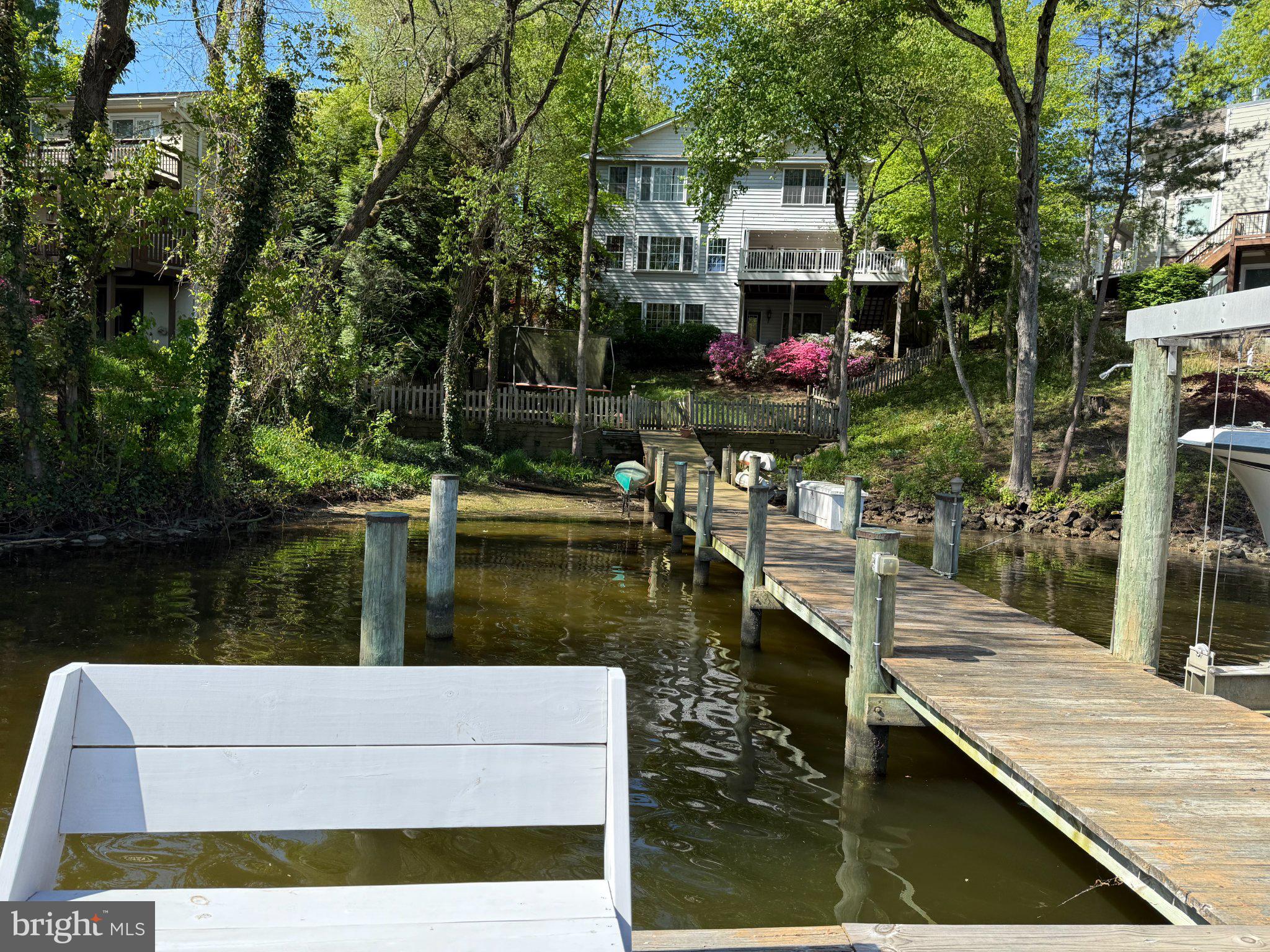 STEWARTS LANDING - Residential