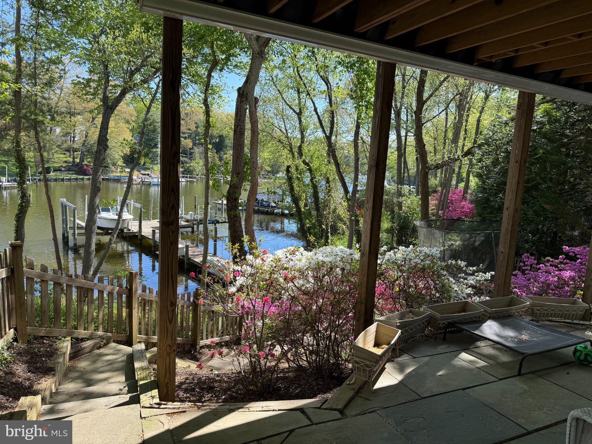 STEWARTS LANDING - Residential