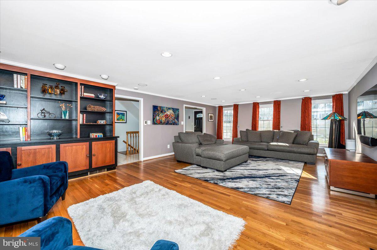 FALLSMEAD - Residential