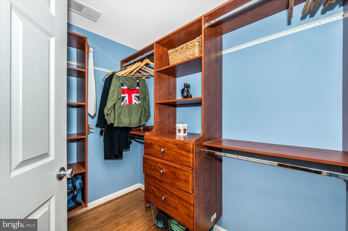 FALLSMEAD - Residential