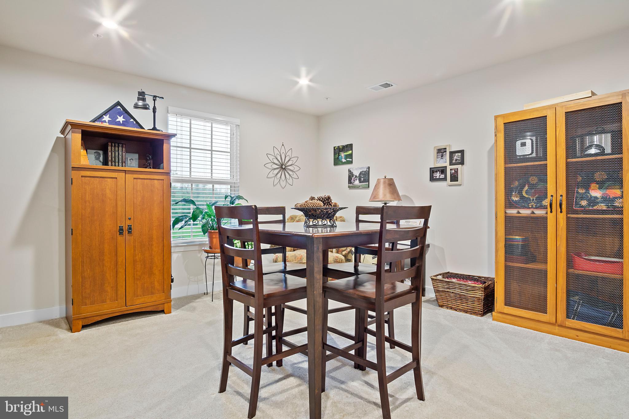 WEST FIELDS - Residential