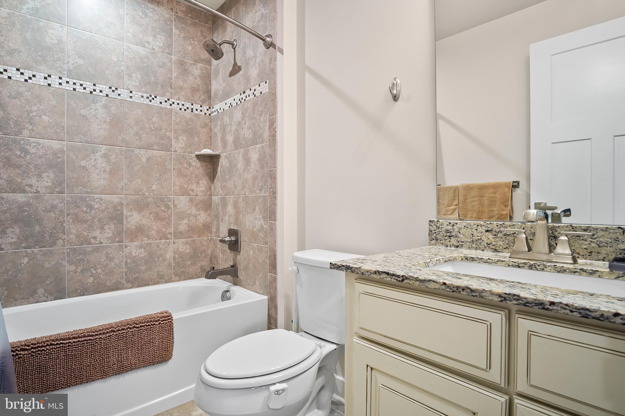 WEST FIELDS - Residential