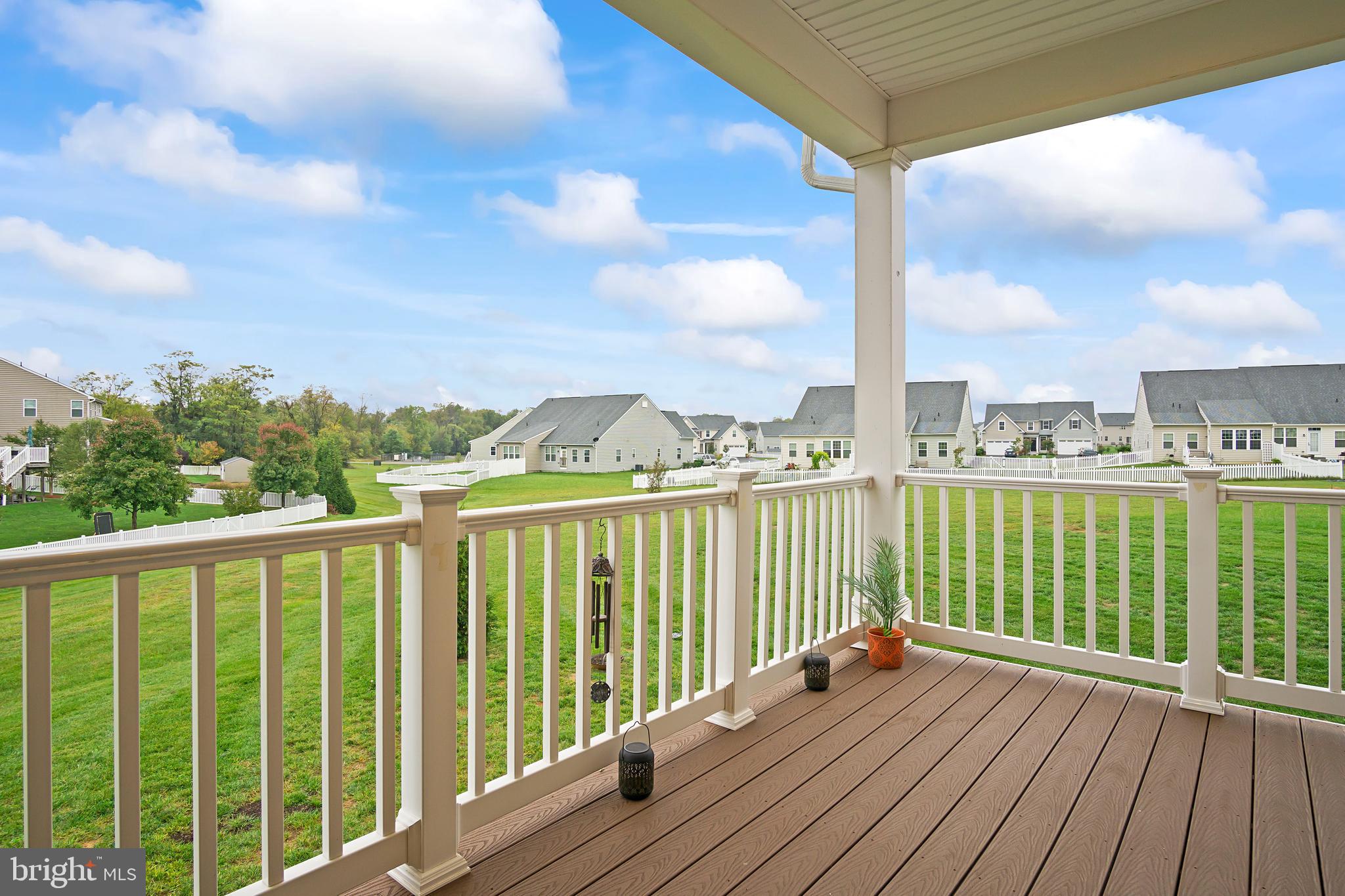 WEST FIELDS - Residential