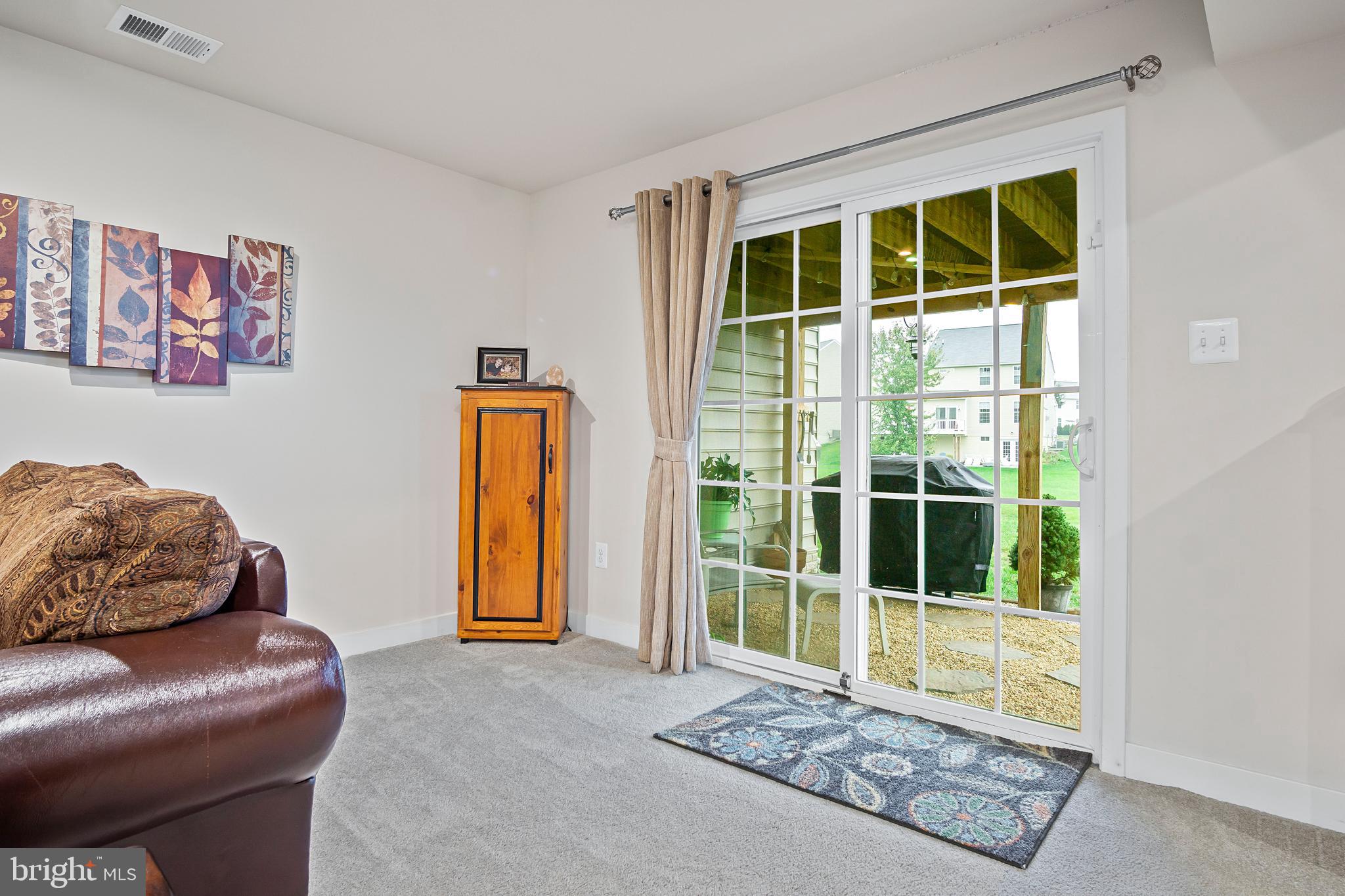 WEST FIELDS - Residential