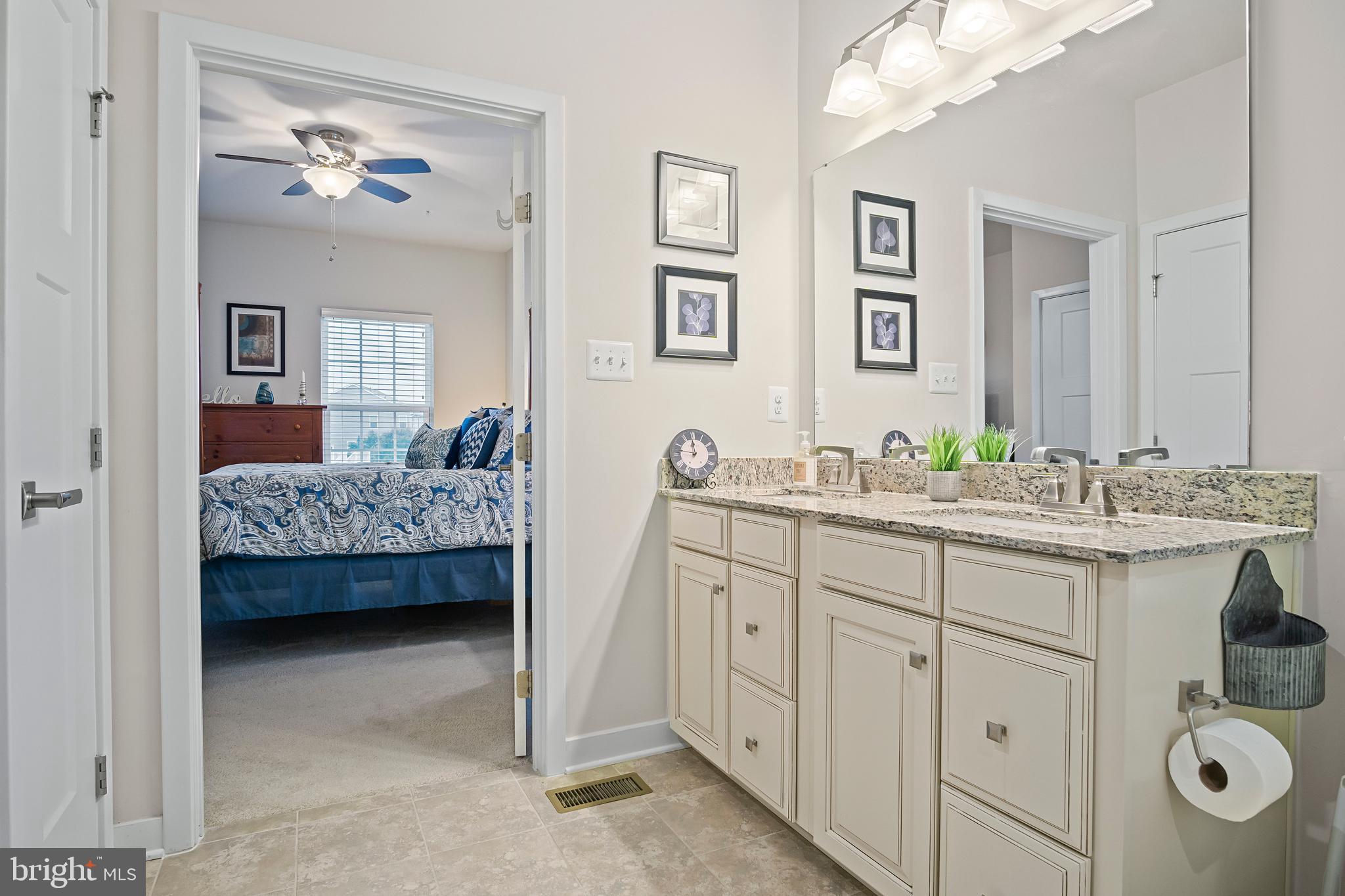 WEST FIELDS - Residential