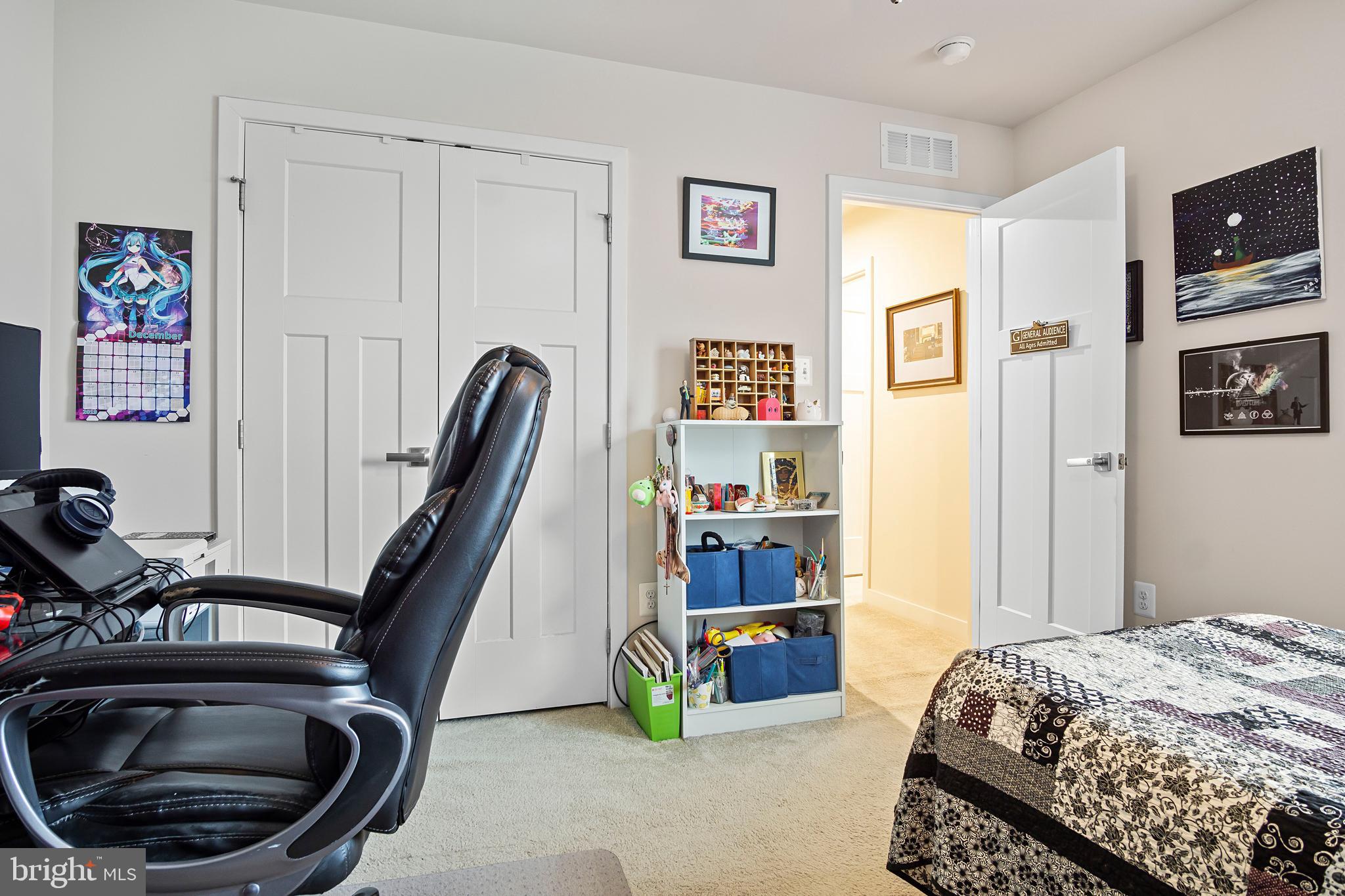 WEST FIELDS - Residential