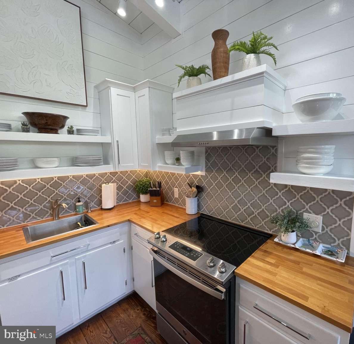 REHOBOTH BY THE SEA - Residential