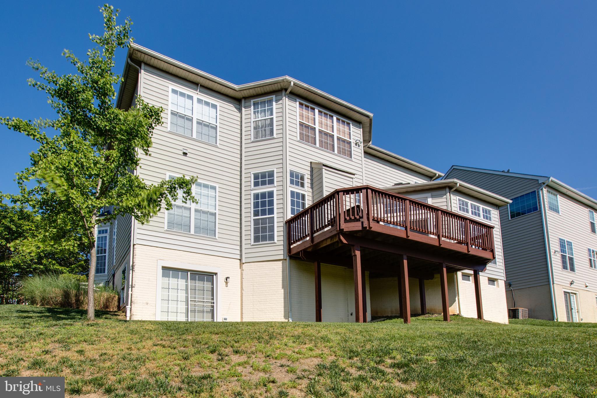 HOLLIFIELD ESTATES - Residential