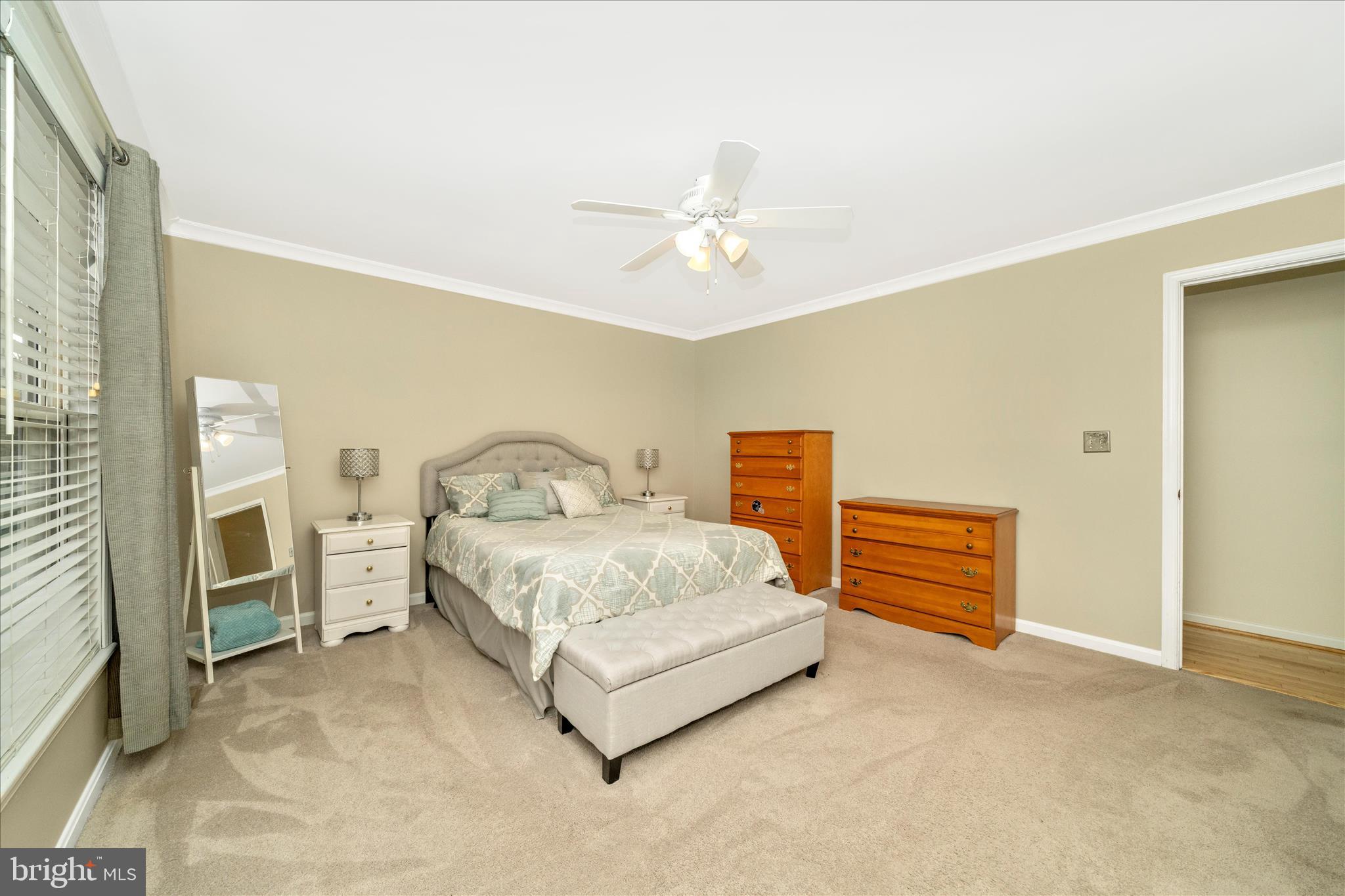 CLIFTON KNOLLS - Residential