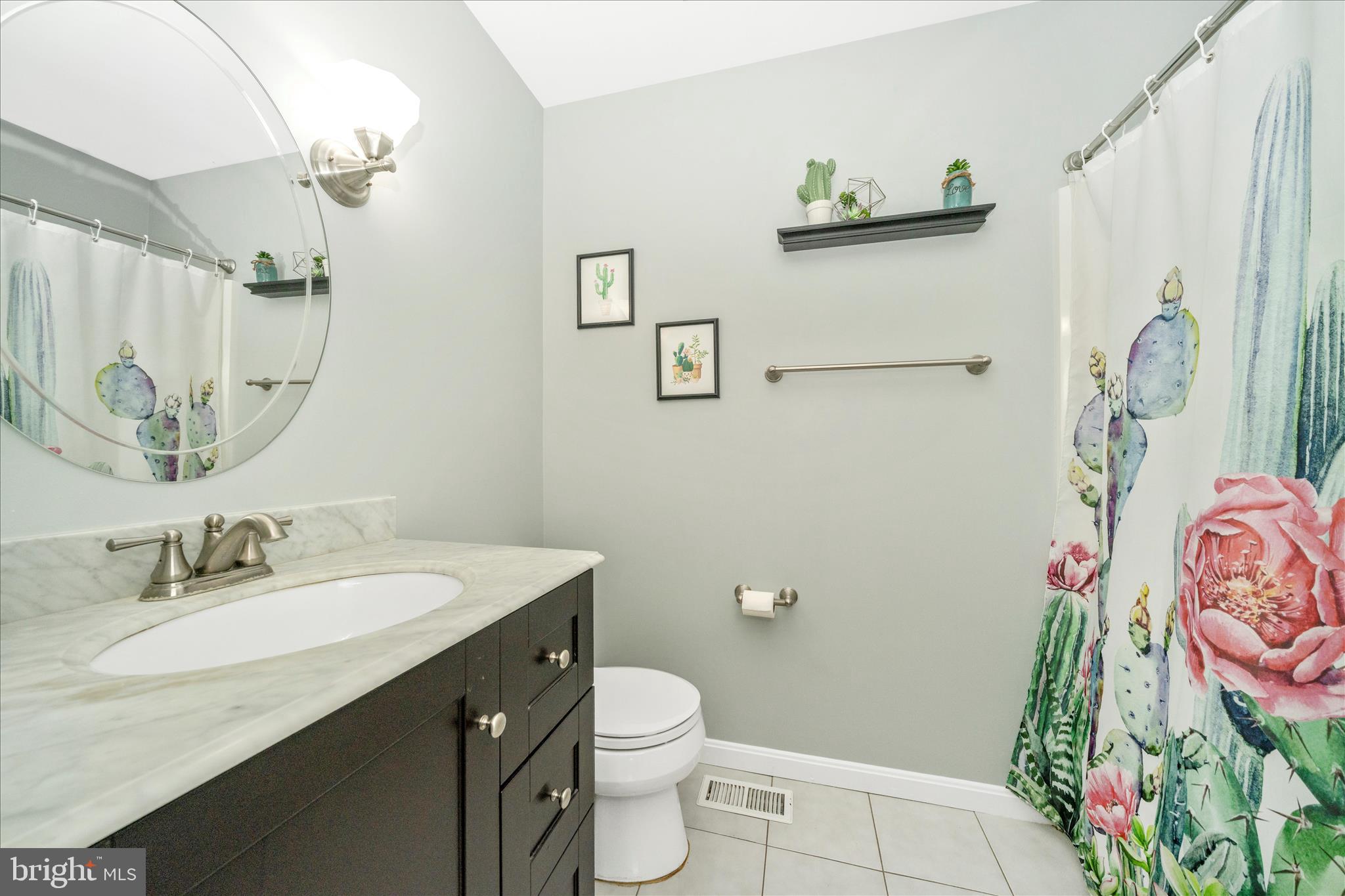 CLIFTON KNOLLS - Residential