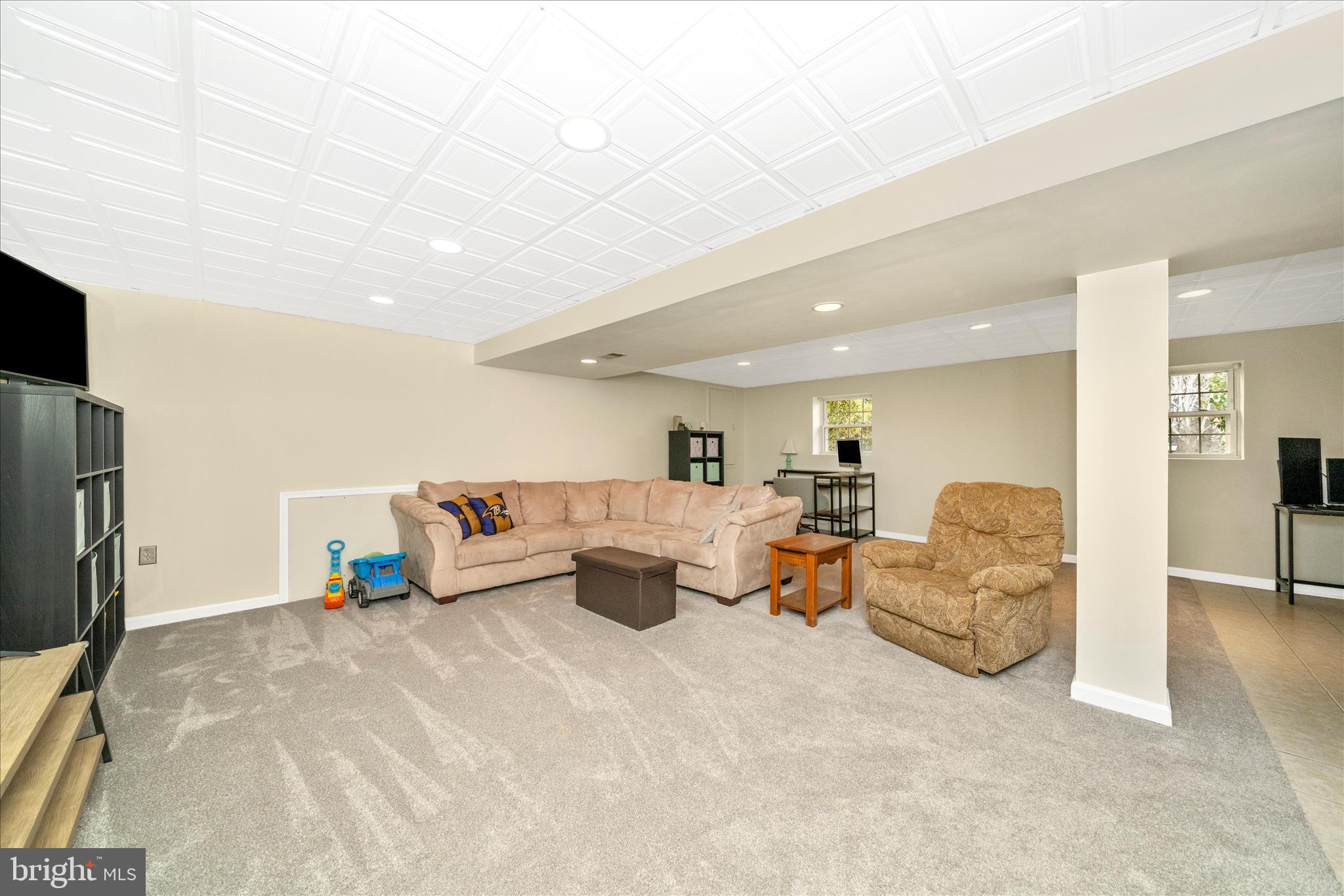 CLIFTON KNOLLS - Residential