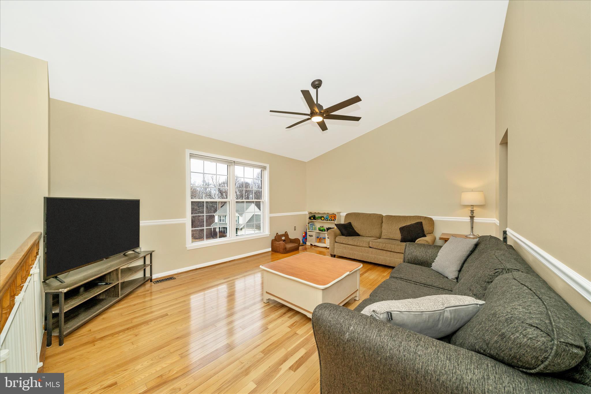 CLIFTON KNOLLS - Residential