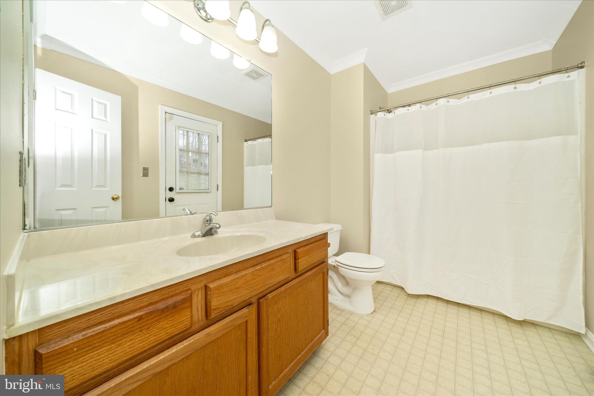 CLIFTON KNOLLS - Residential