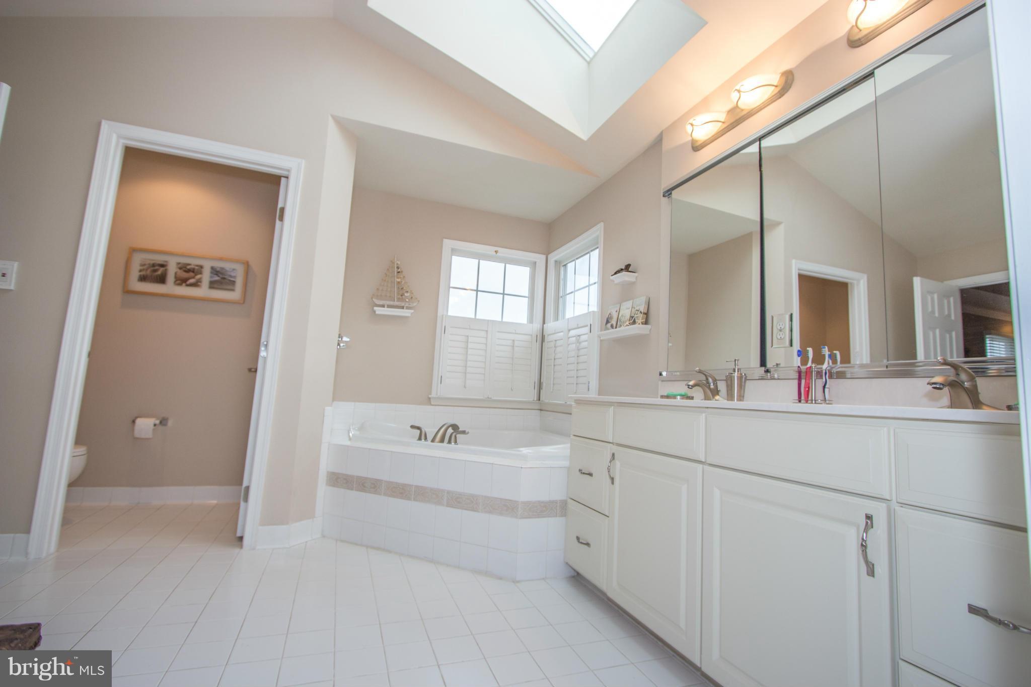 DOMINION VALLEY COUNTRY CLUB - Residential